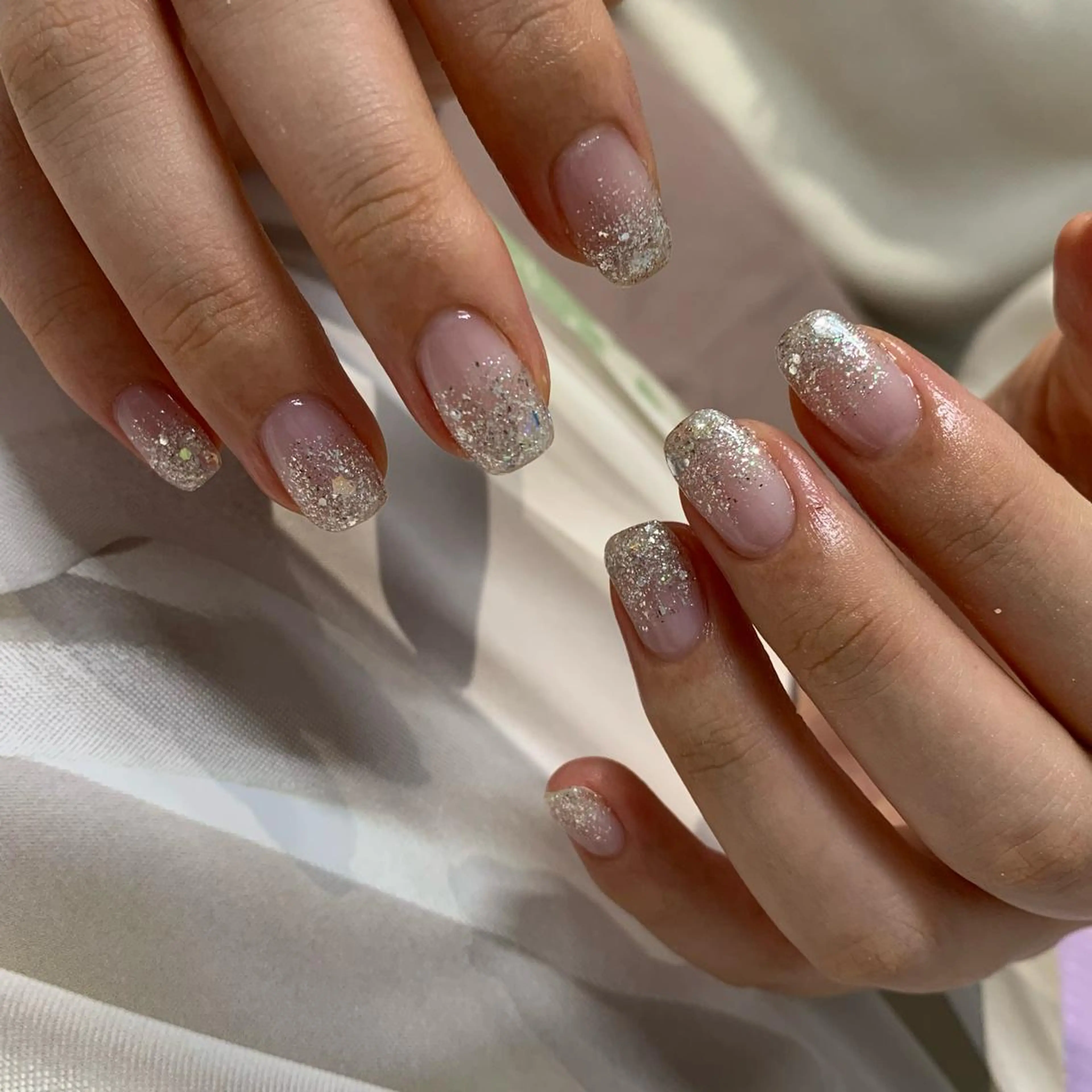ネイル ラメ(グリッター) ラメグラデーション ハンドネイル マキノ ユイのネイルデザイン