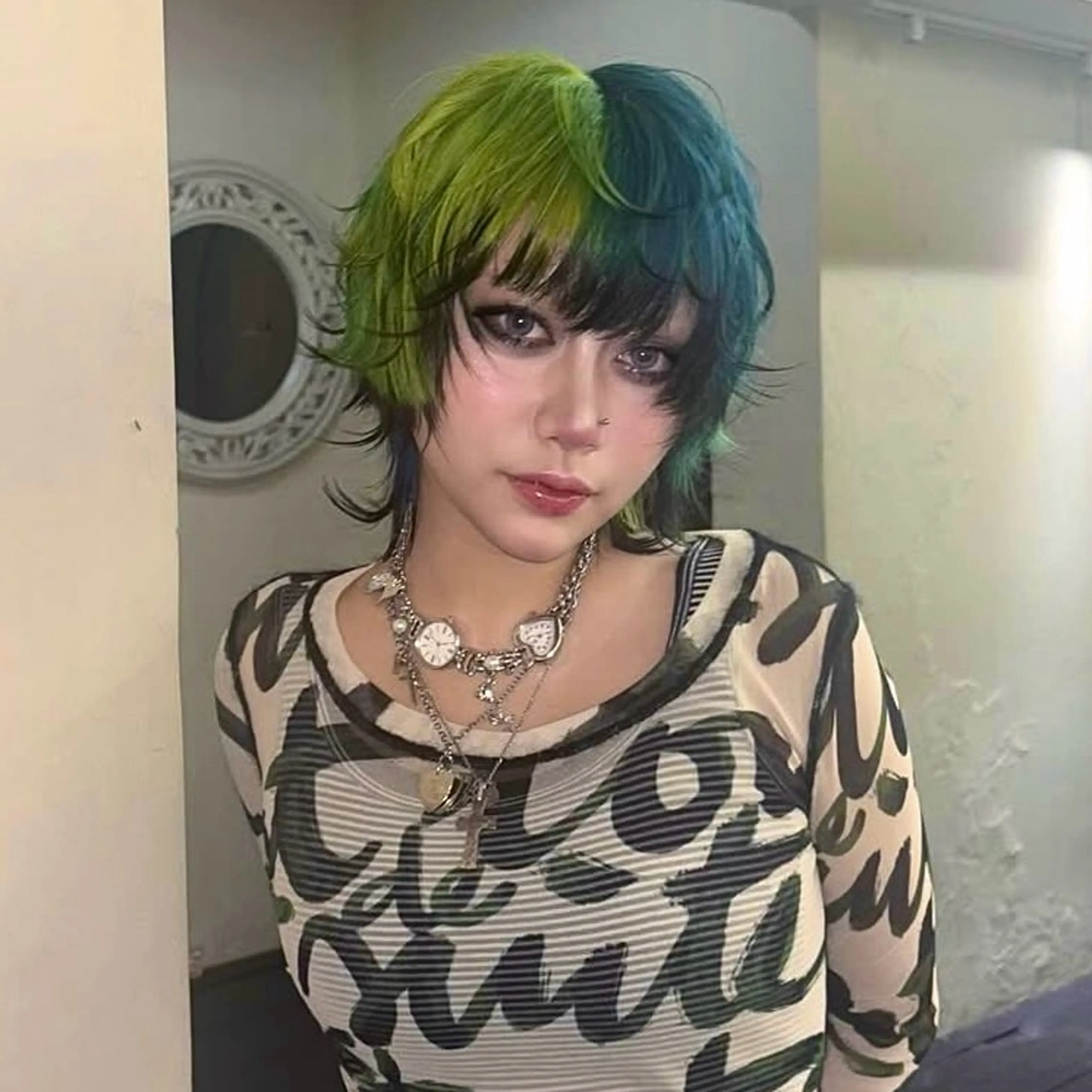 ショート ユメナ ̖́-のヘアスタイル