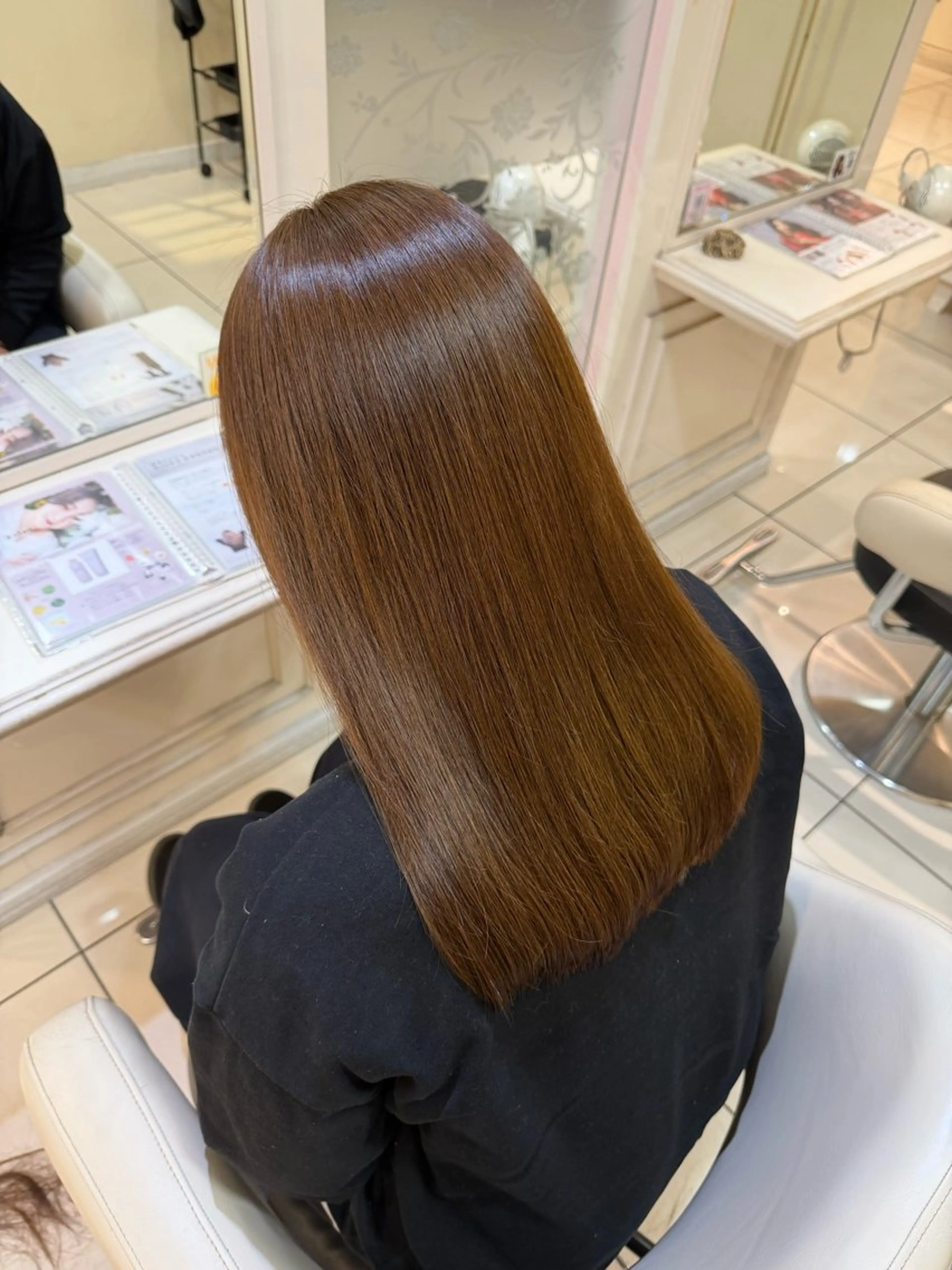 毛先カット✂️➕ブリーチなしWカラー【Olive🫒💚】の写真