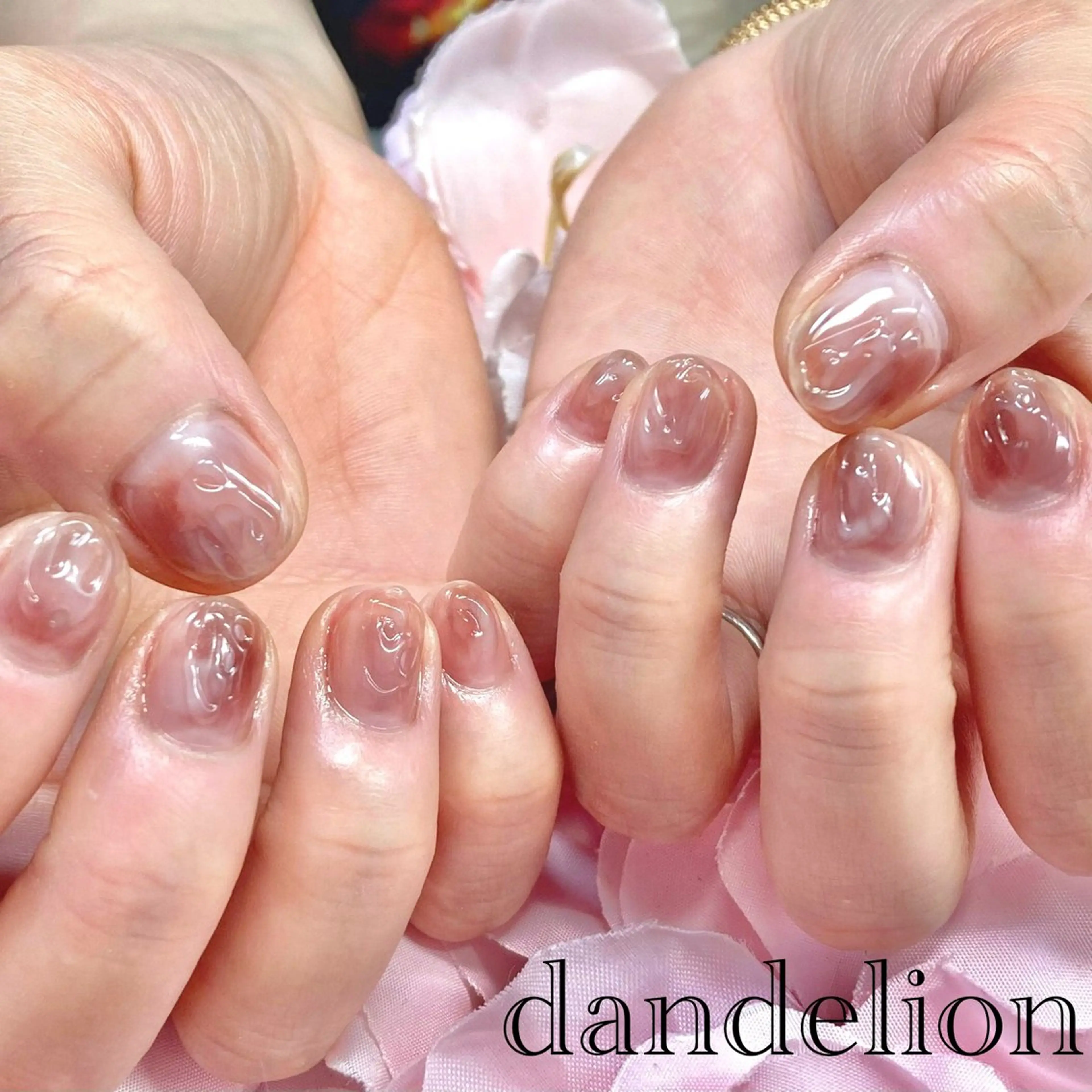 ネイル ハンドネイル ハンドケア dandelion ダンデライオンのネイルデザイン