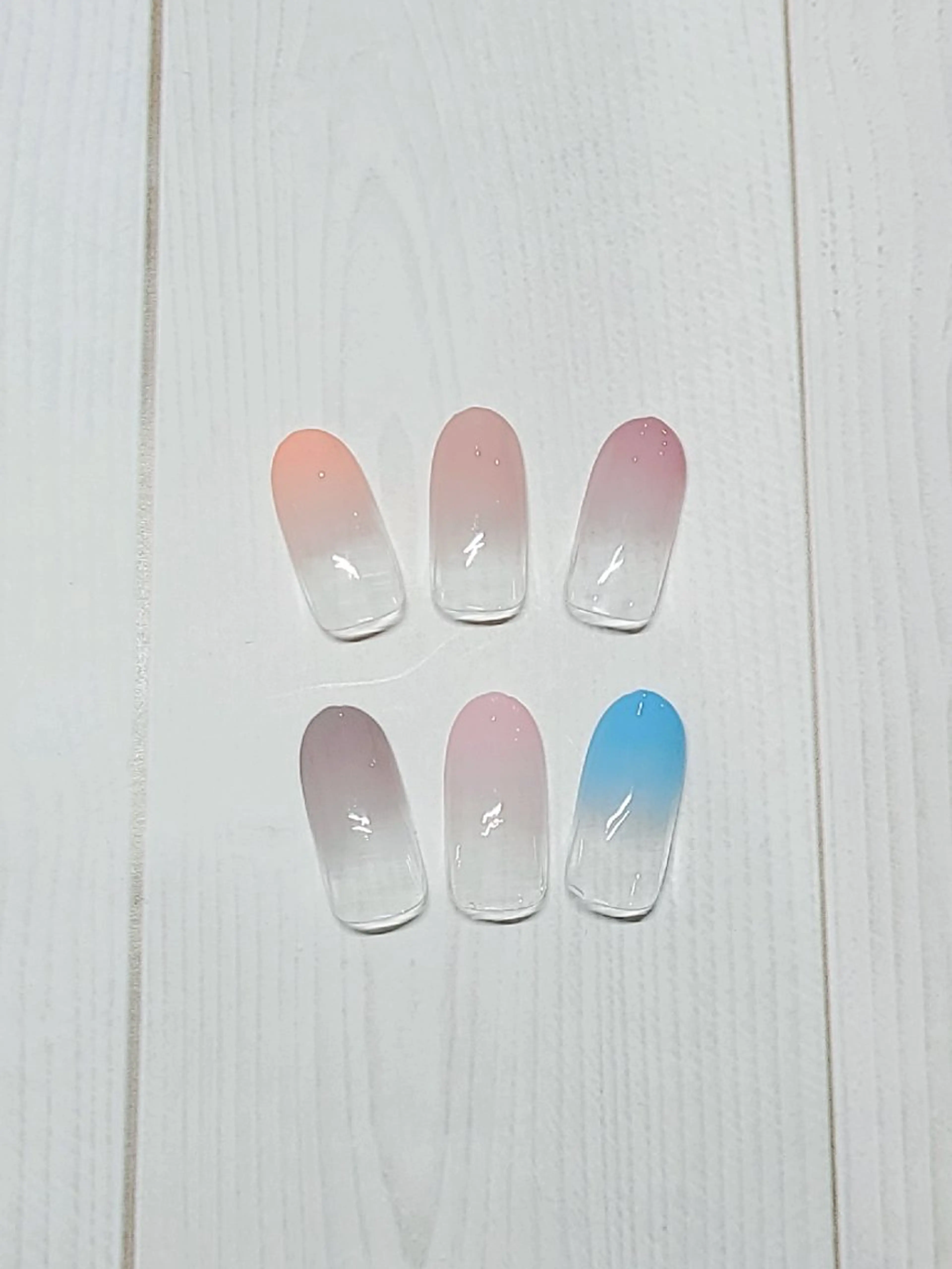 ネイル ハンドネイル emika 💗のネイルデザイン