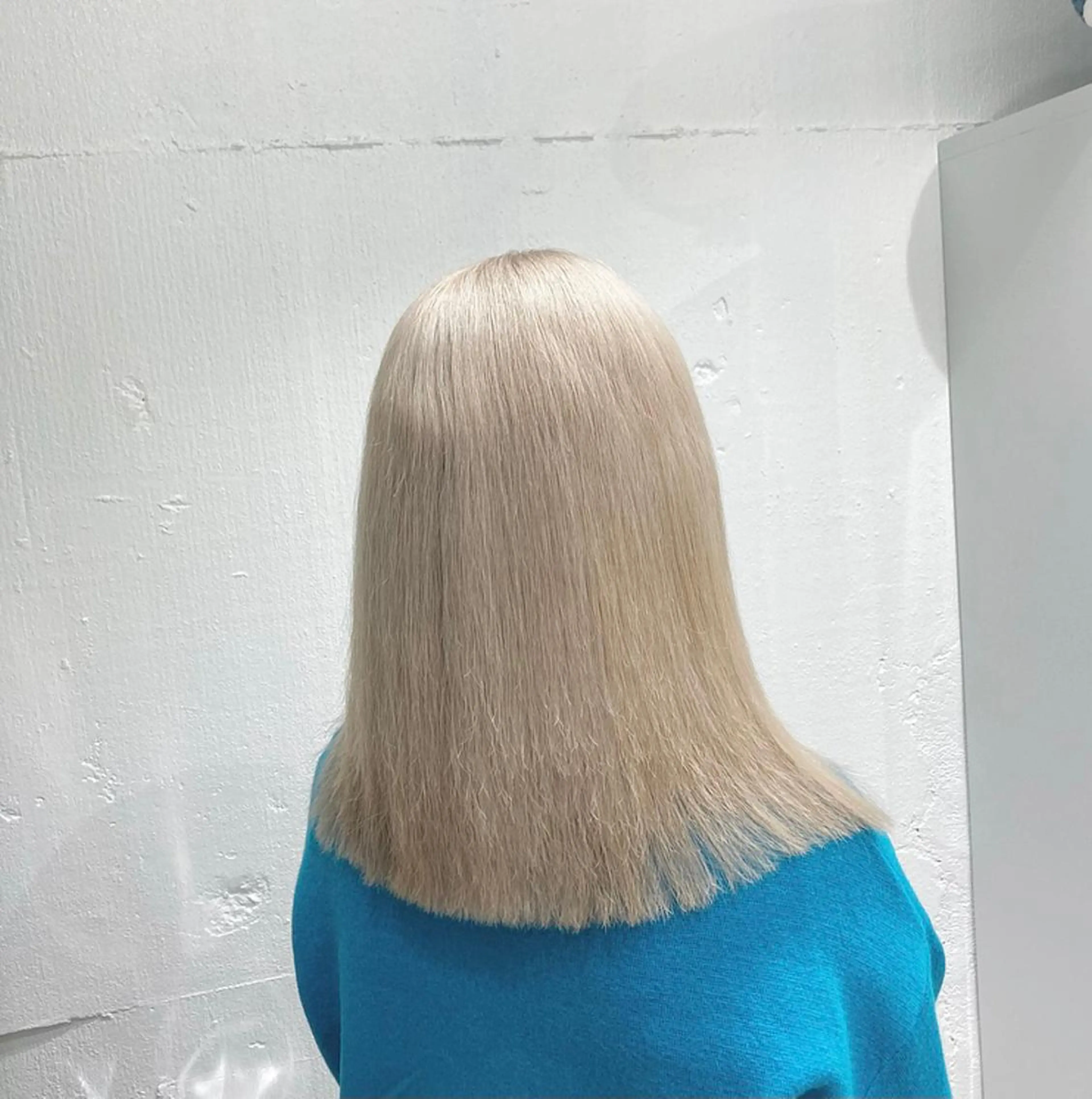 セミロング カラー 渋谷🎨ブリーチ特化 ×エクステ🎨レンのヘアスタイル