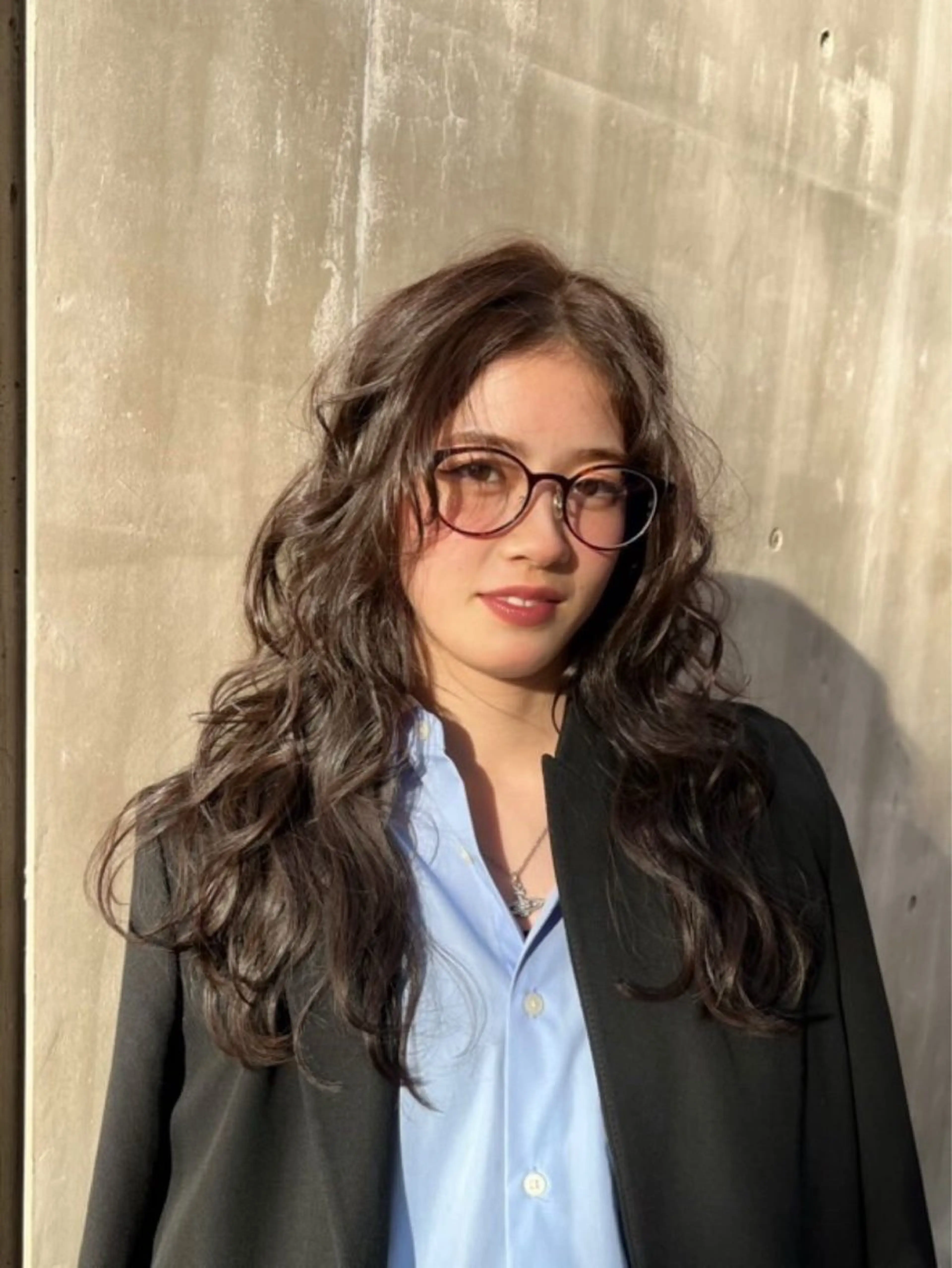 ロング カラー パーマ ヘアアレンジ ニュアンスパーマ 森田 葵葉のヘアスタイル