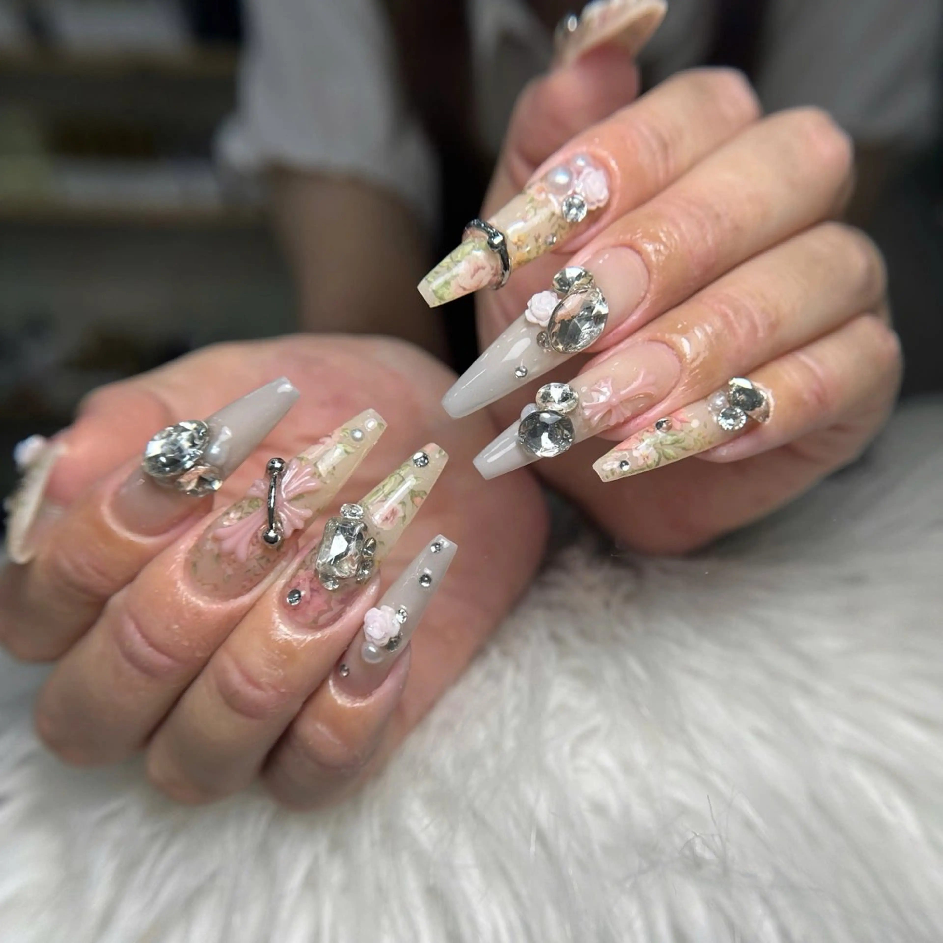 ネイル 長さ出し ジェルネイル 持ち込み オフィスネイル ワンカラーネイル ハンドネイル Michi Nail Staffのネイルデザイン