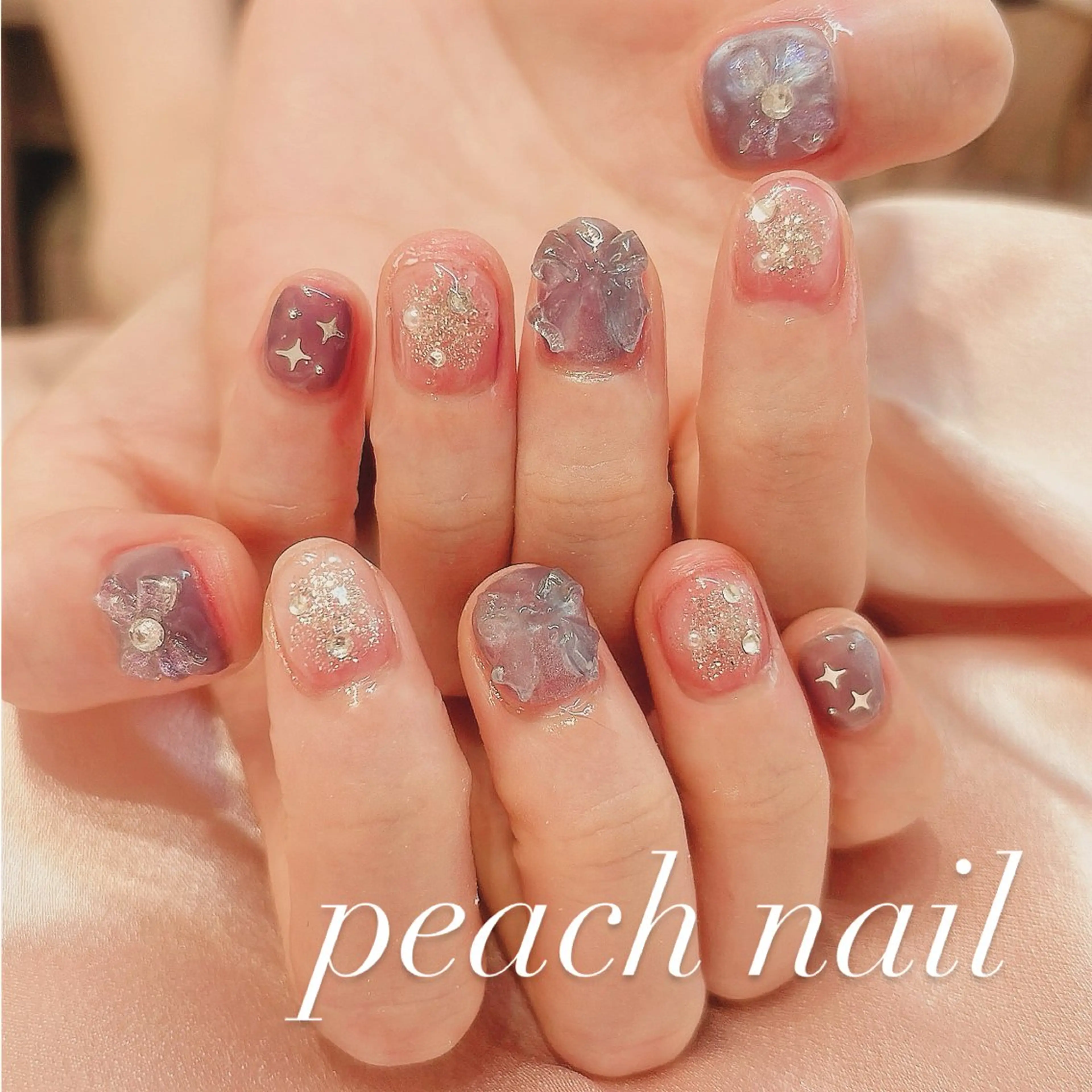 ネイル ブルー キラキラネイル 韓国ネイル マグネットネイル リボン . kiyomiのネイルデザイン