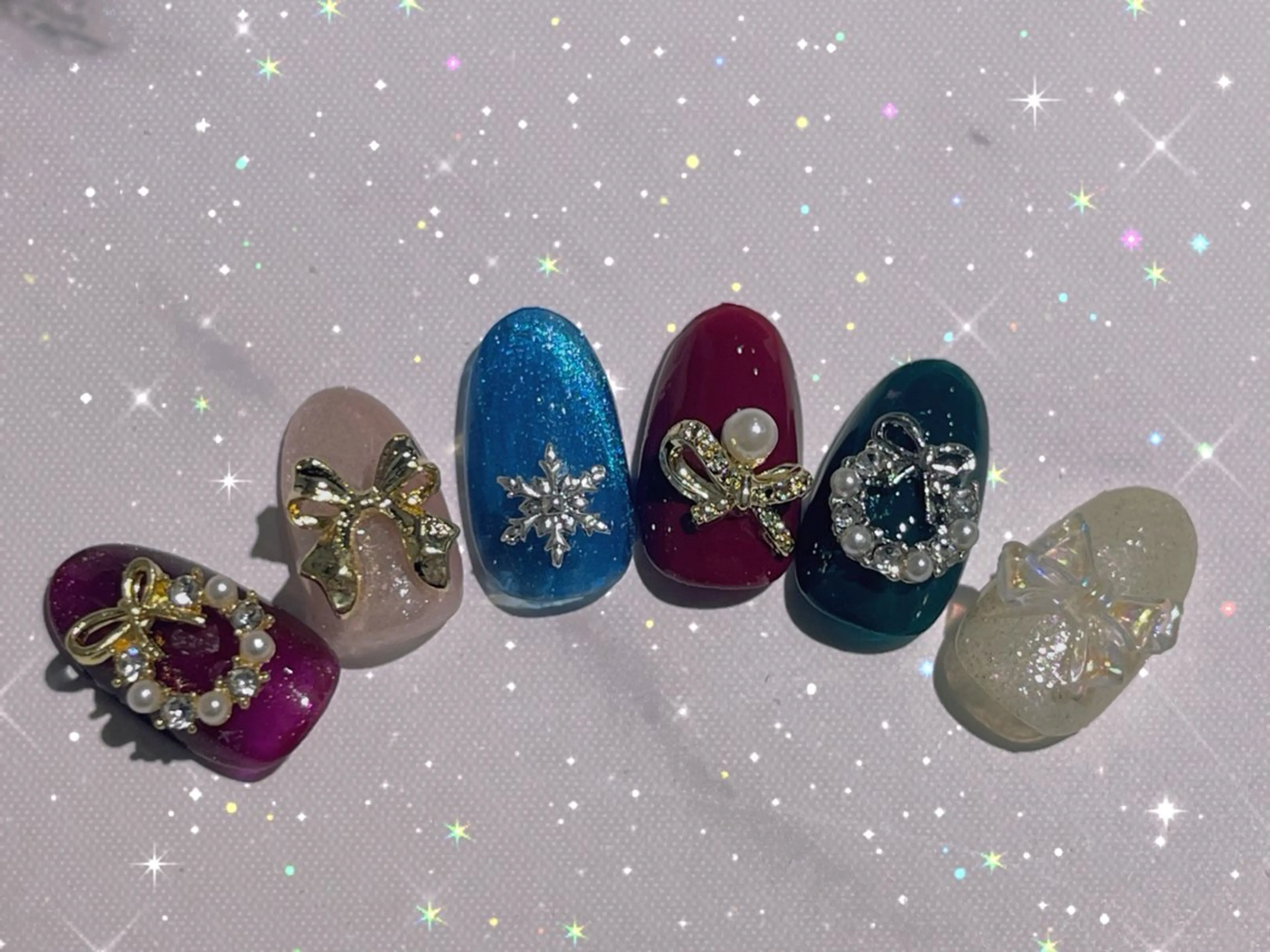 ネイル ゴールド シルバー 冬ネイル クリスマス ハンドネイル Lien（リアン） 銀座駅6分のネイルデザイン