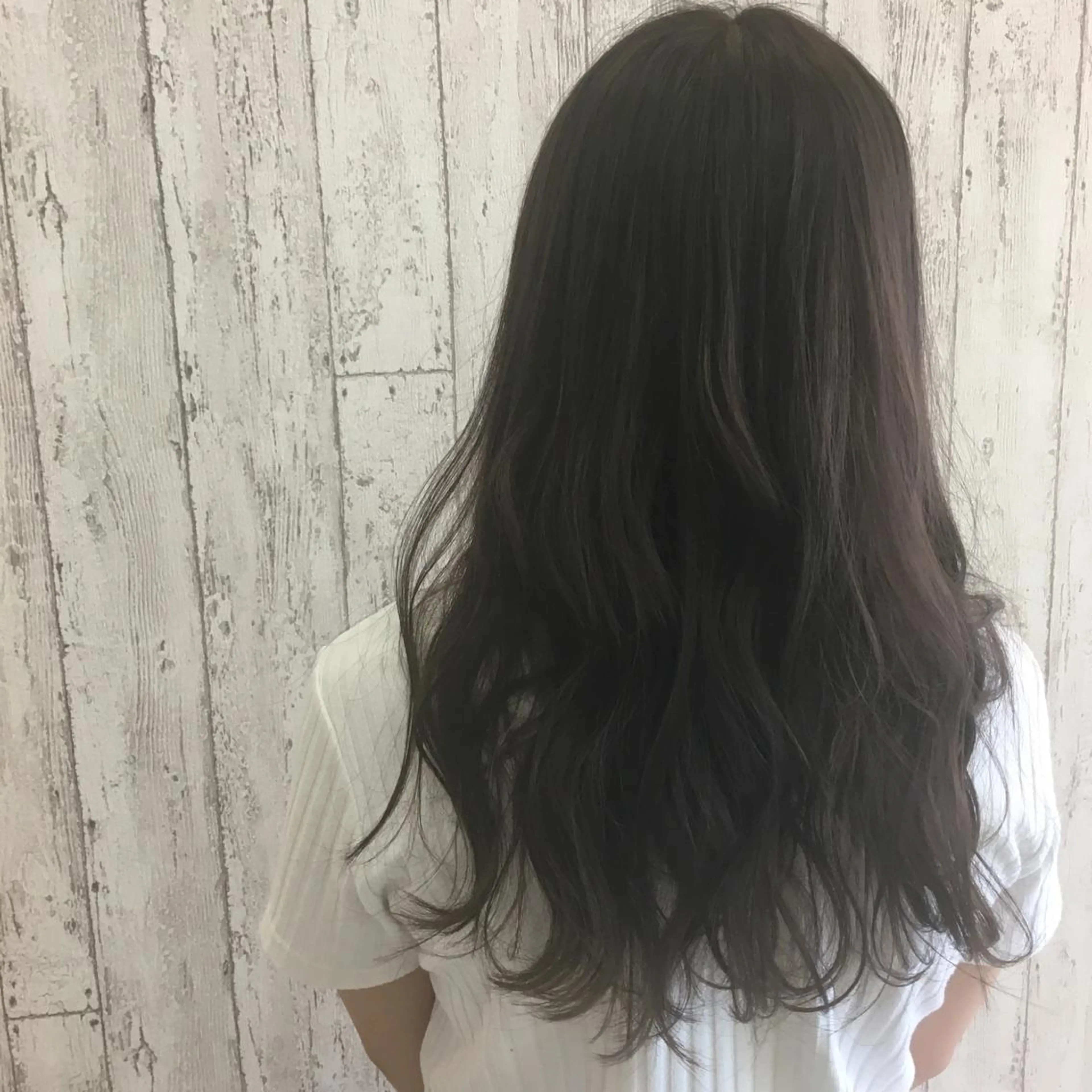 ミディアム カラー アッシュ ダークアッシュ Kaede .のヘアスタイル