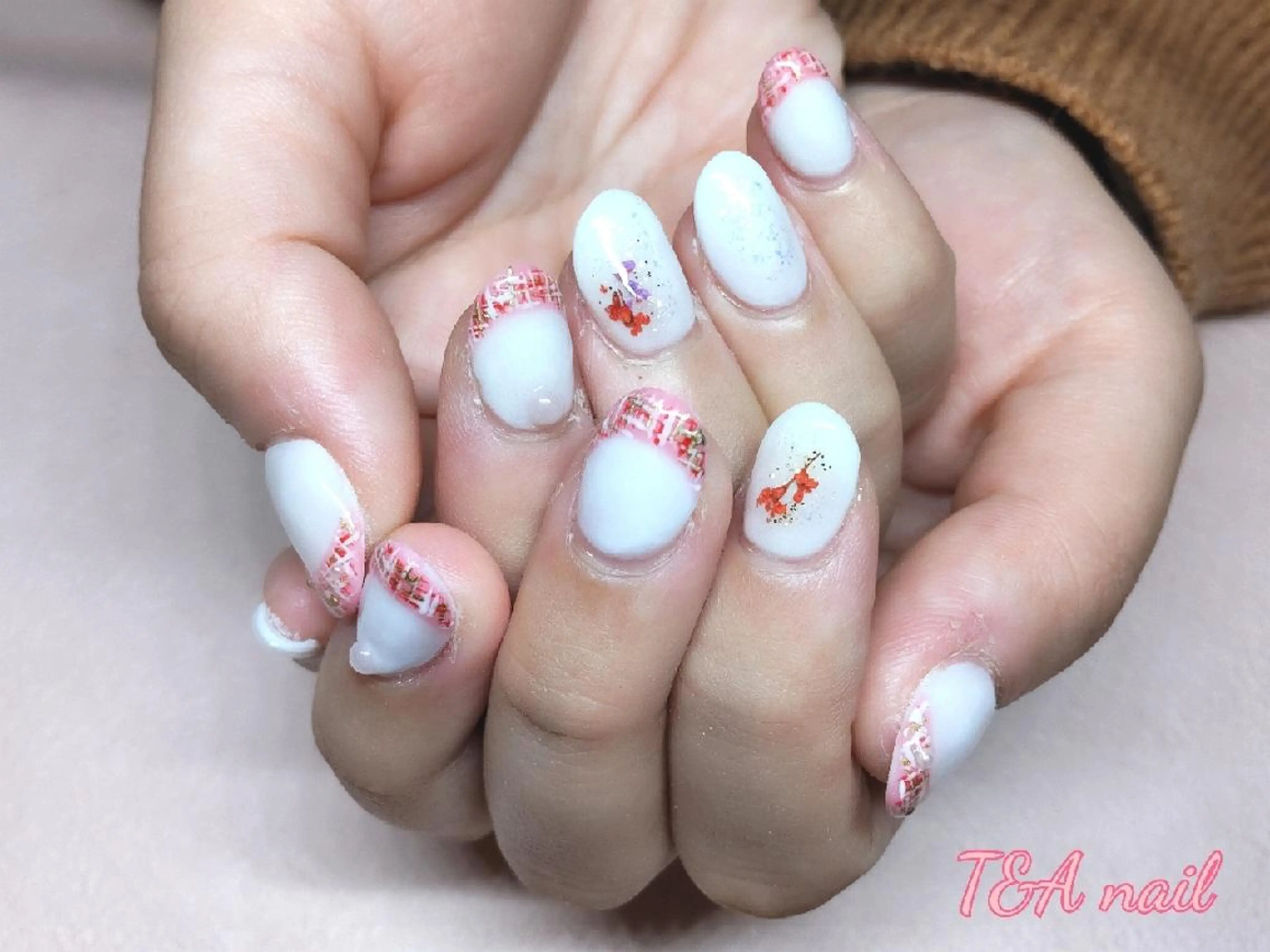 ミディアム ネイル 長さ出し フレンチネイル ジェルネイル ニュアンスネイル スカルプネイル ハンドネイル T&A nailのネイルデザイン