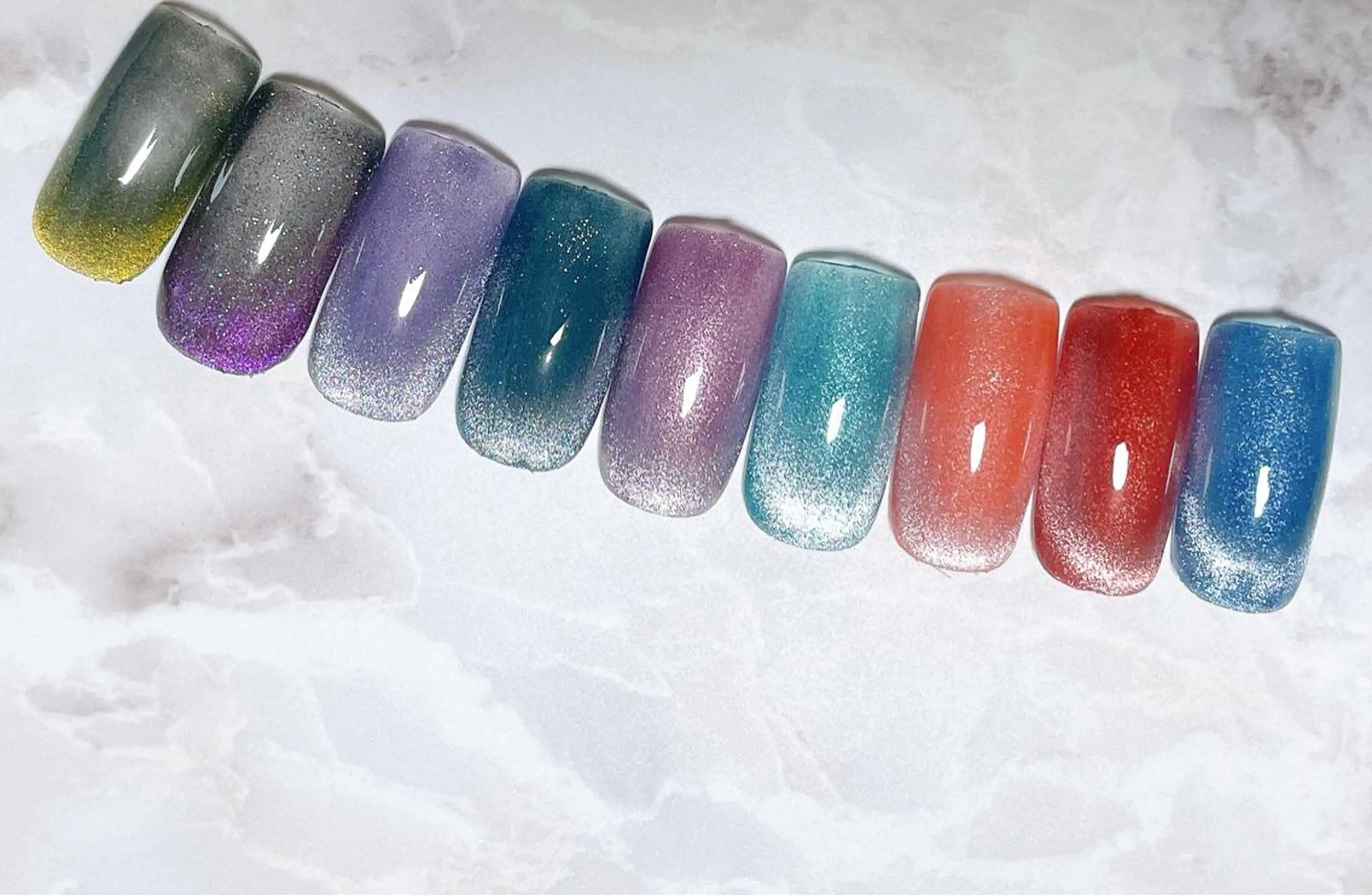 ネイル フレンチネイル マグネットネイル マグネットフレンチ Ella salonのその他イメージ