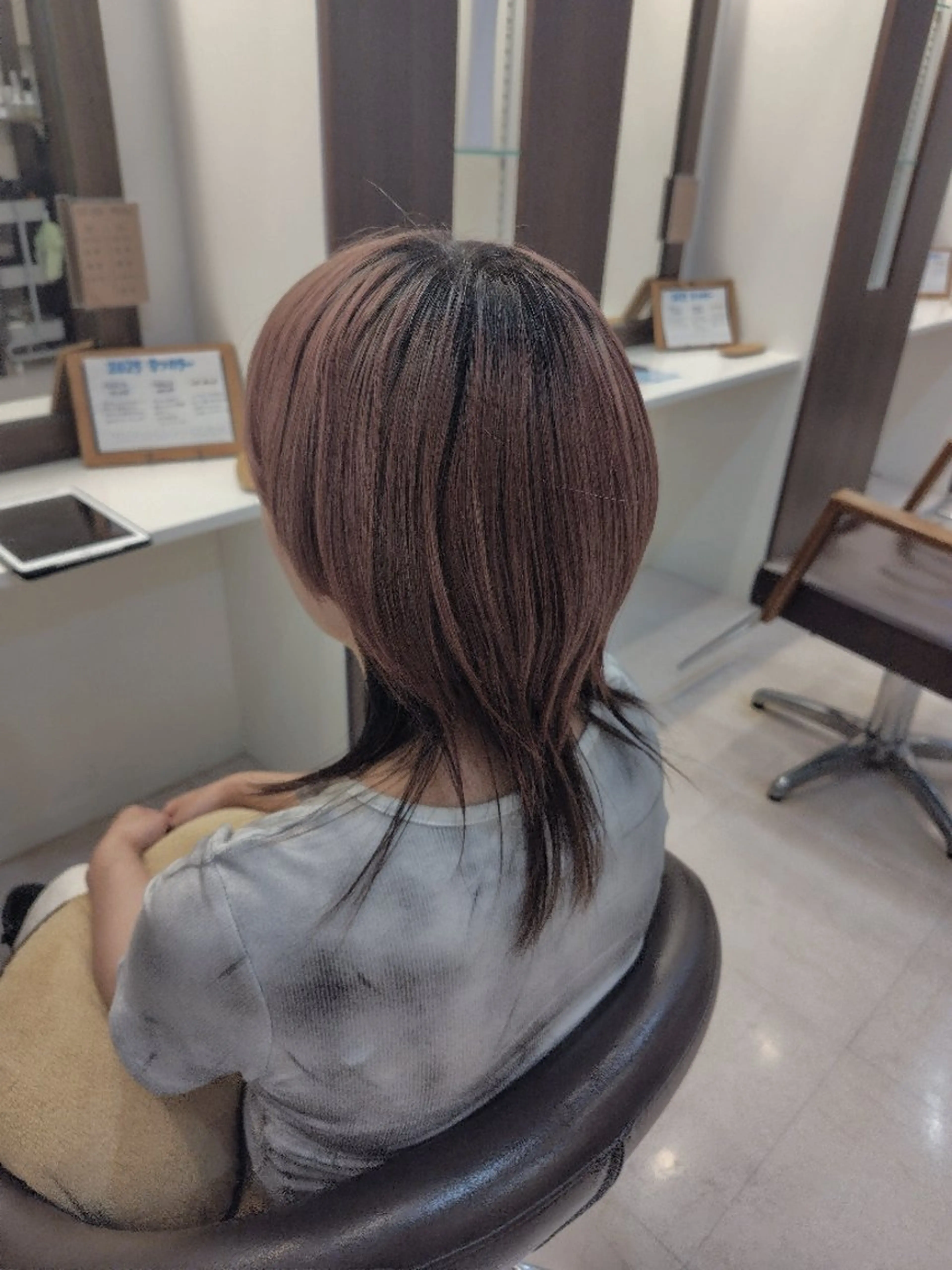 カラー ピンクカラー ヘアカラー 三浦 瑞華のヘアスタイル