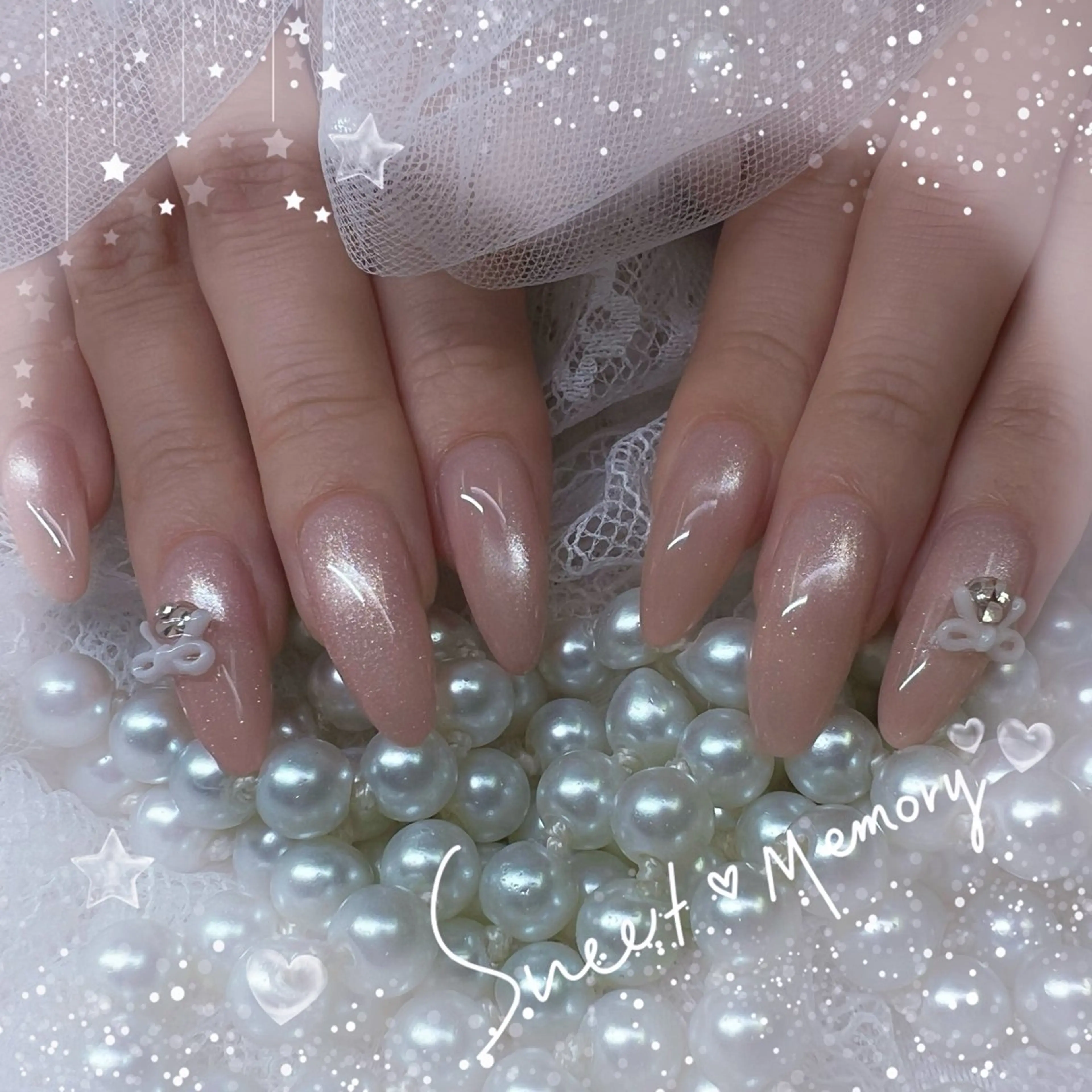 ネイル チークネイル フレンチネイル ガーリー ガラスフレンチ グラデーション ハンドネイル Chill Nailsalonのネイルデザイン