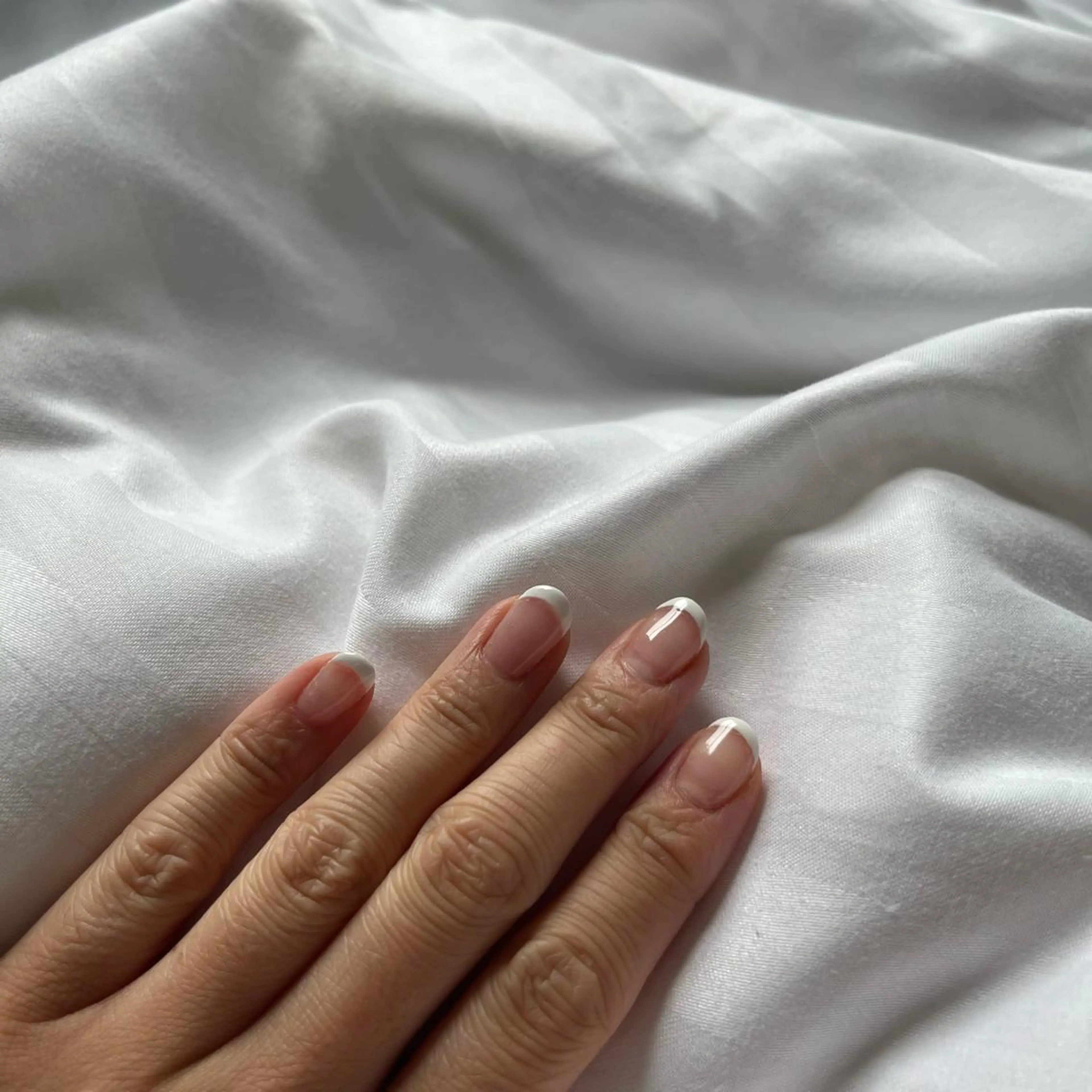 ネイル フレンチネイル THE BALM Noahのネイルデザイン