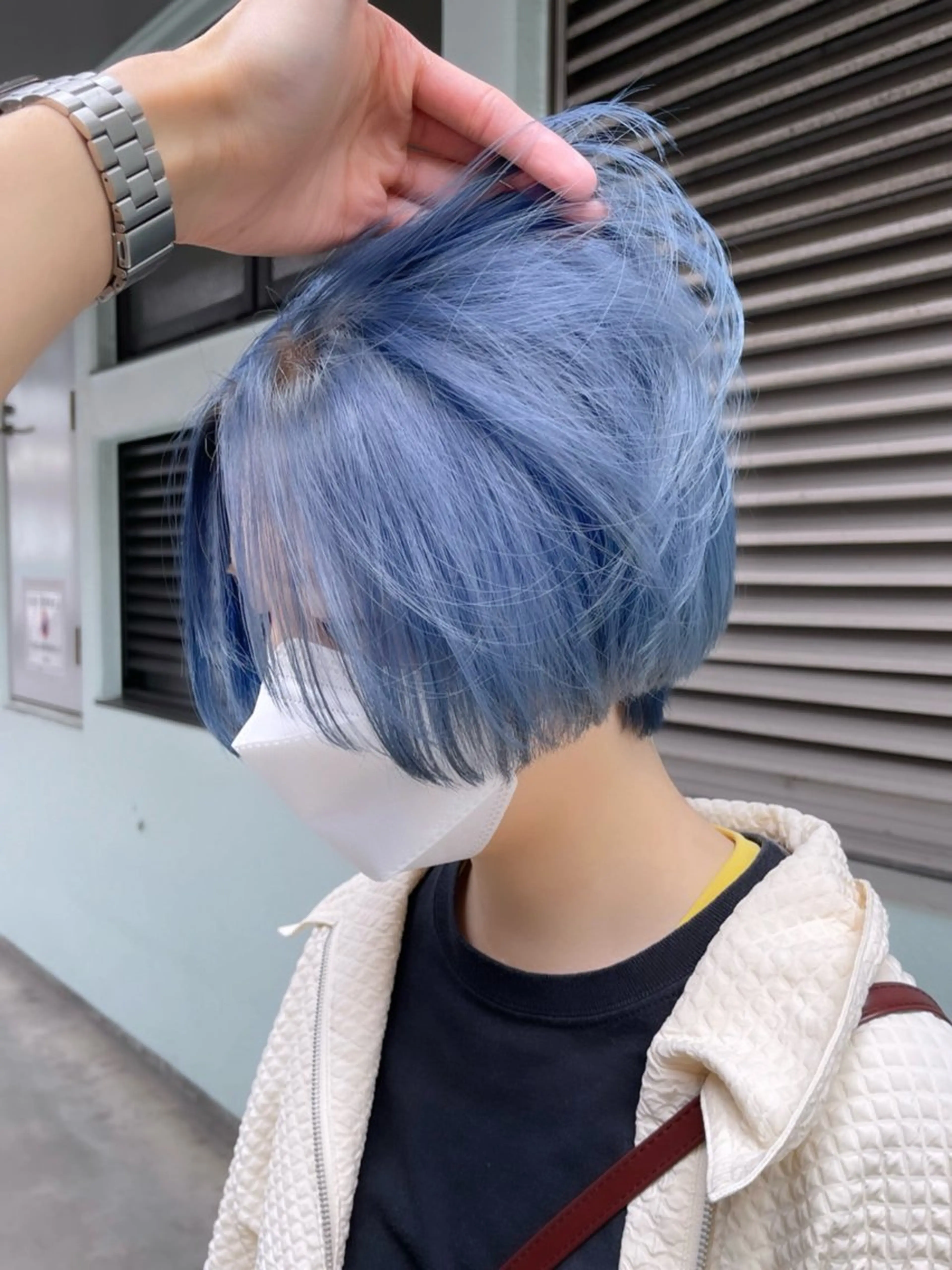 ショート カラー ブルーカラー カット ヘアカラー ムラ修正💎 艶髪ハイトーン💎のヘアスタイル