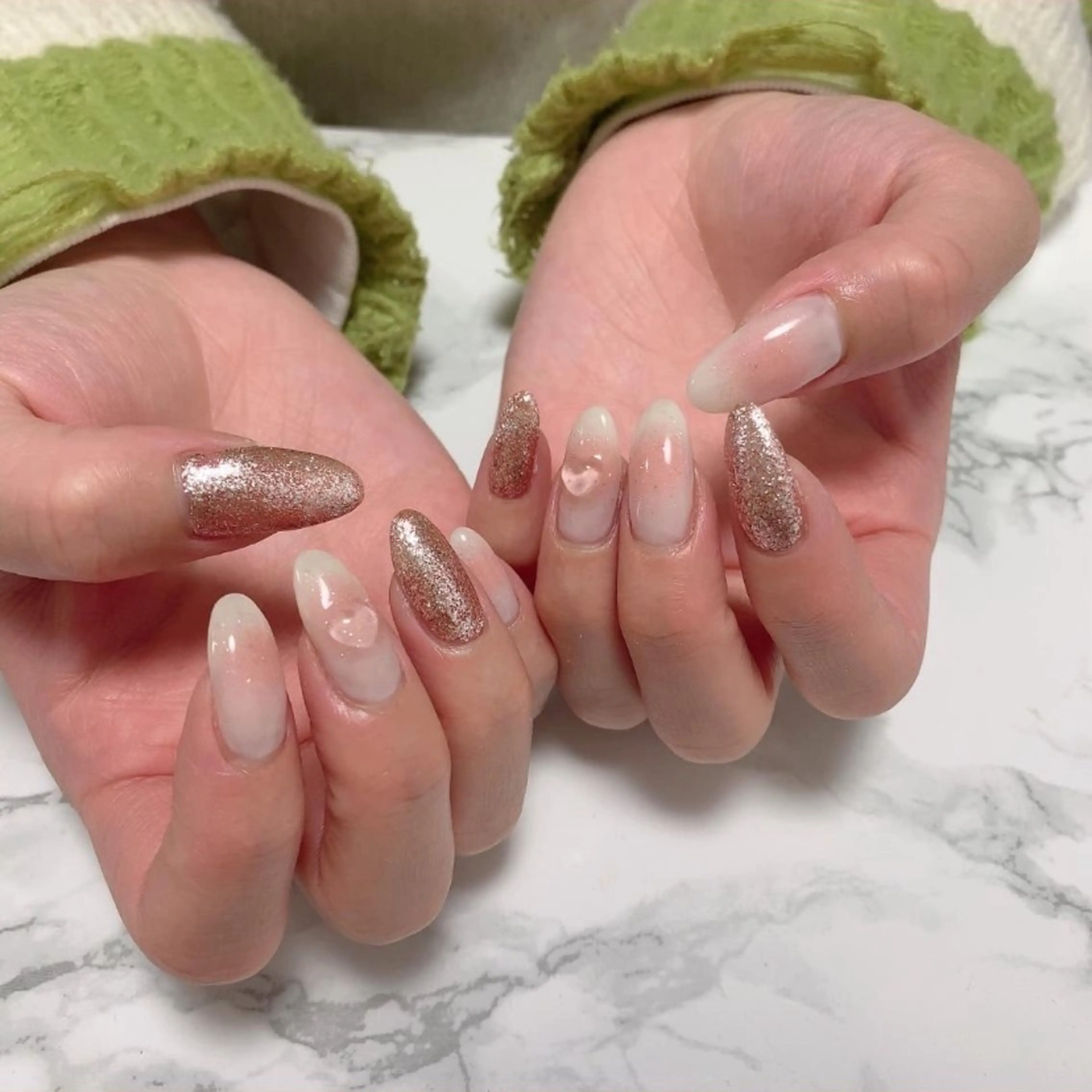 ベース色ありチークネイル💅ラメ追加OK🌈✨[オフ込み]の写真