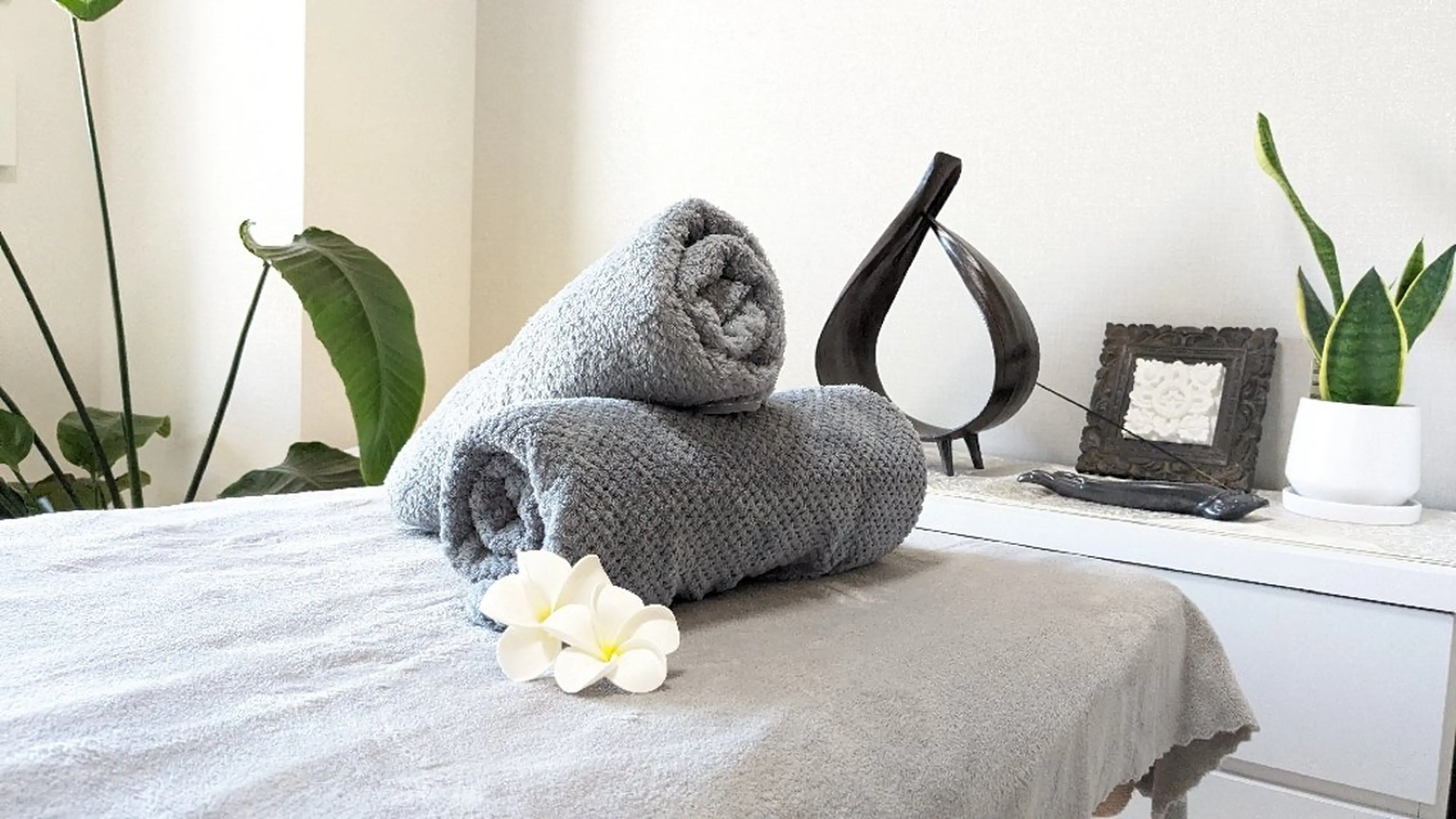 REBORN所属 藤木あおいのエステ・リラクイメージ