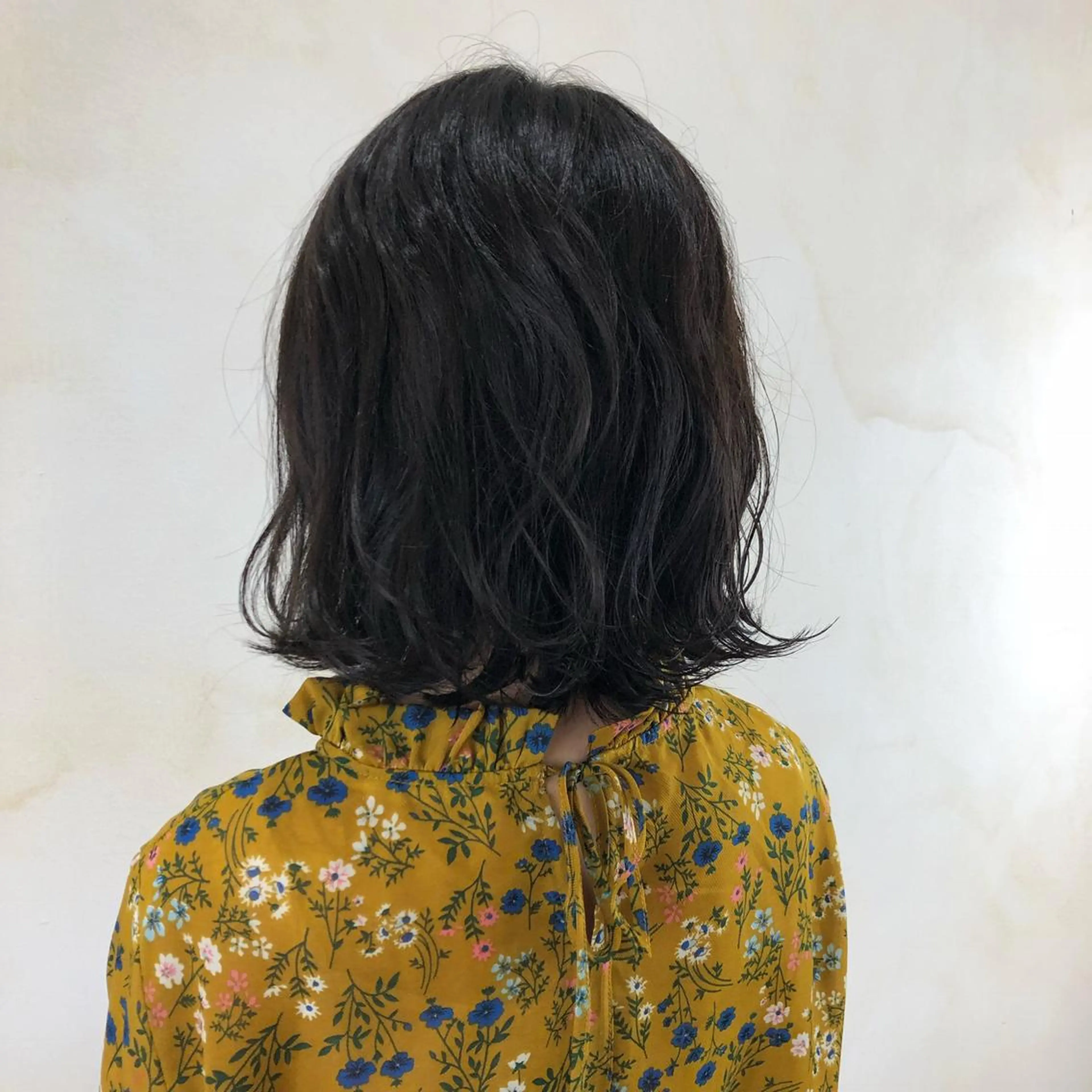 ミディアム iroa＋color 鶴見店のヘアスタイル