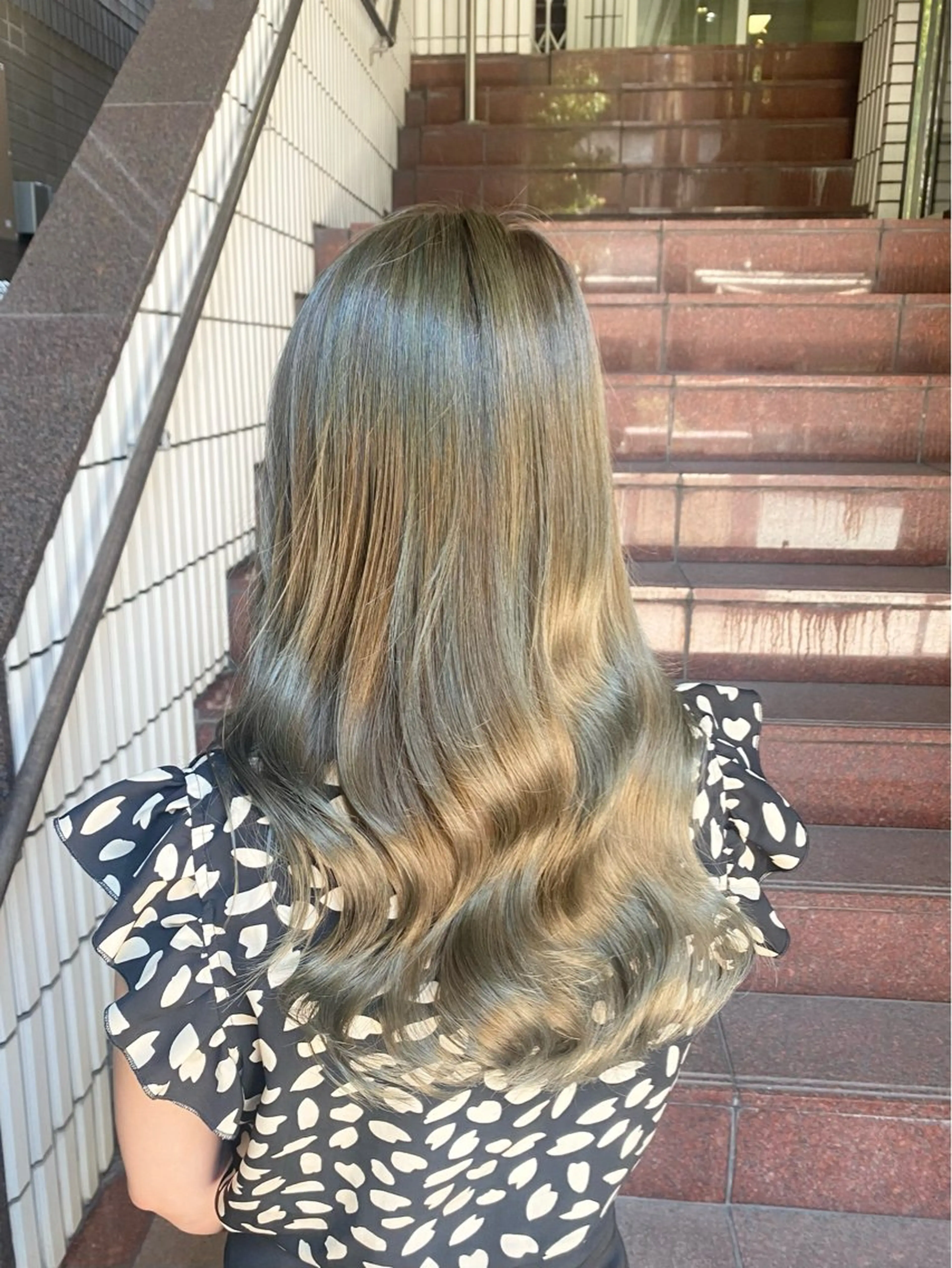 ロング 雰囲気引き出す ✨大人レディのヘアスタイル