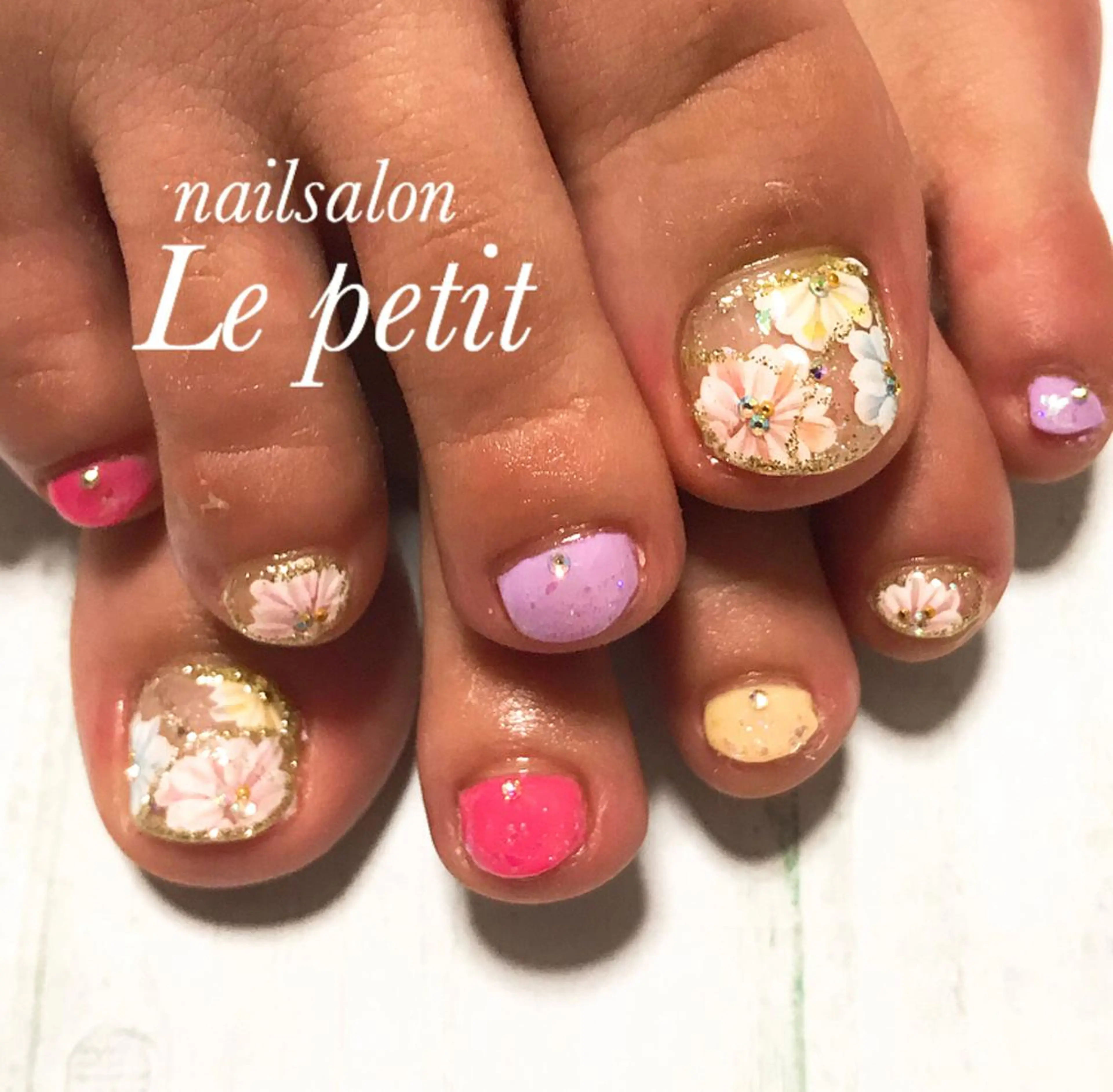 ネイル 石野 広佳のネイルデザイン