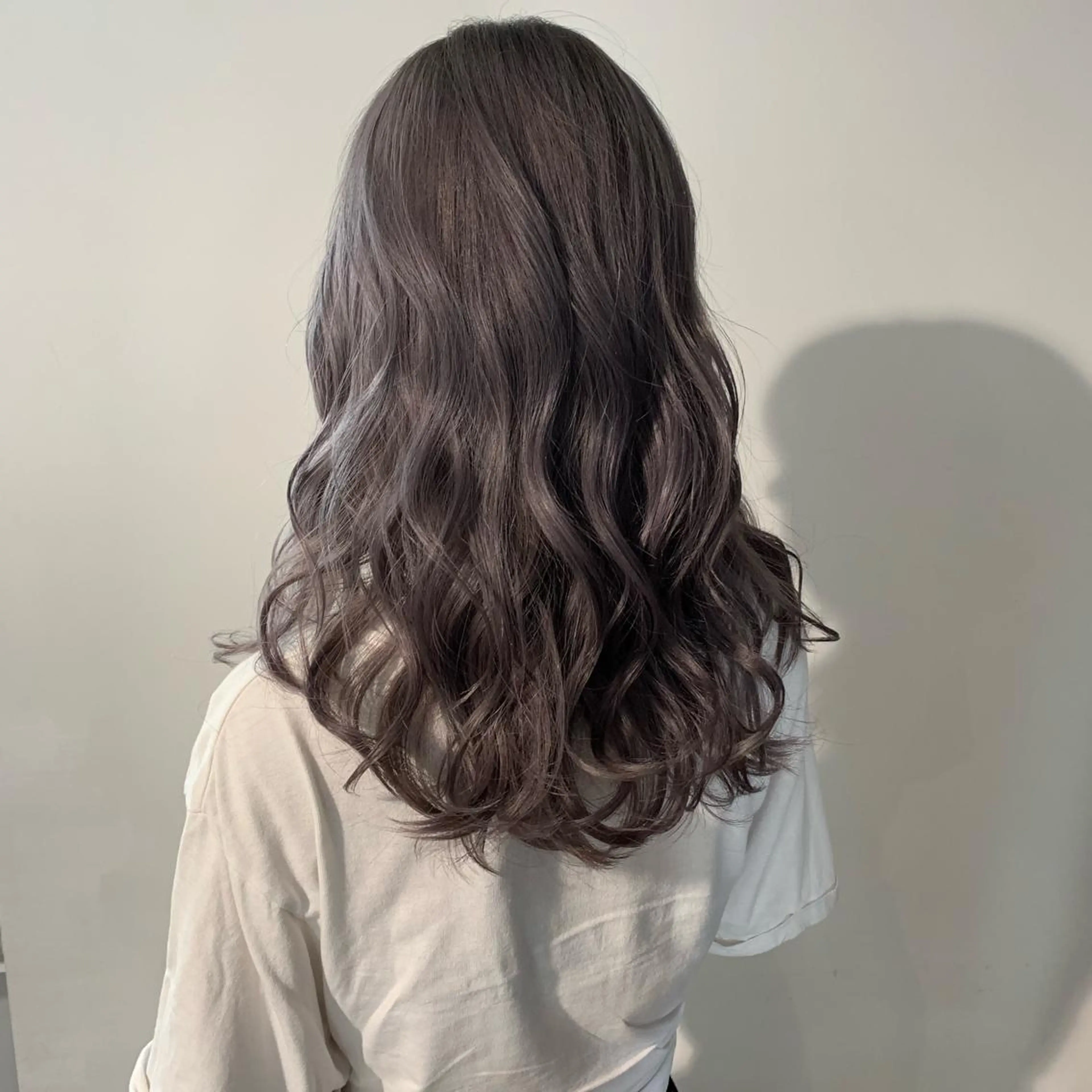 セミロング カラー 🌈ディレクター🌈 徳松優希のヘアスタイル