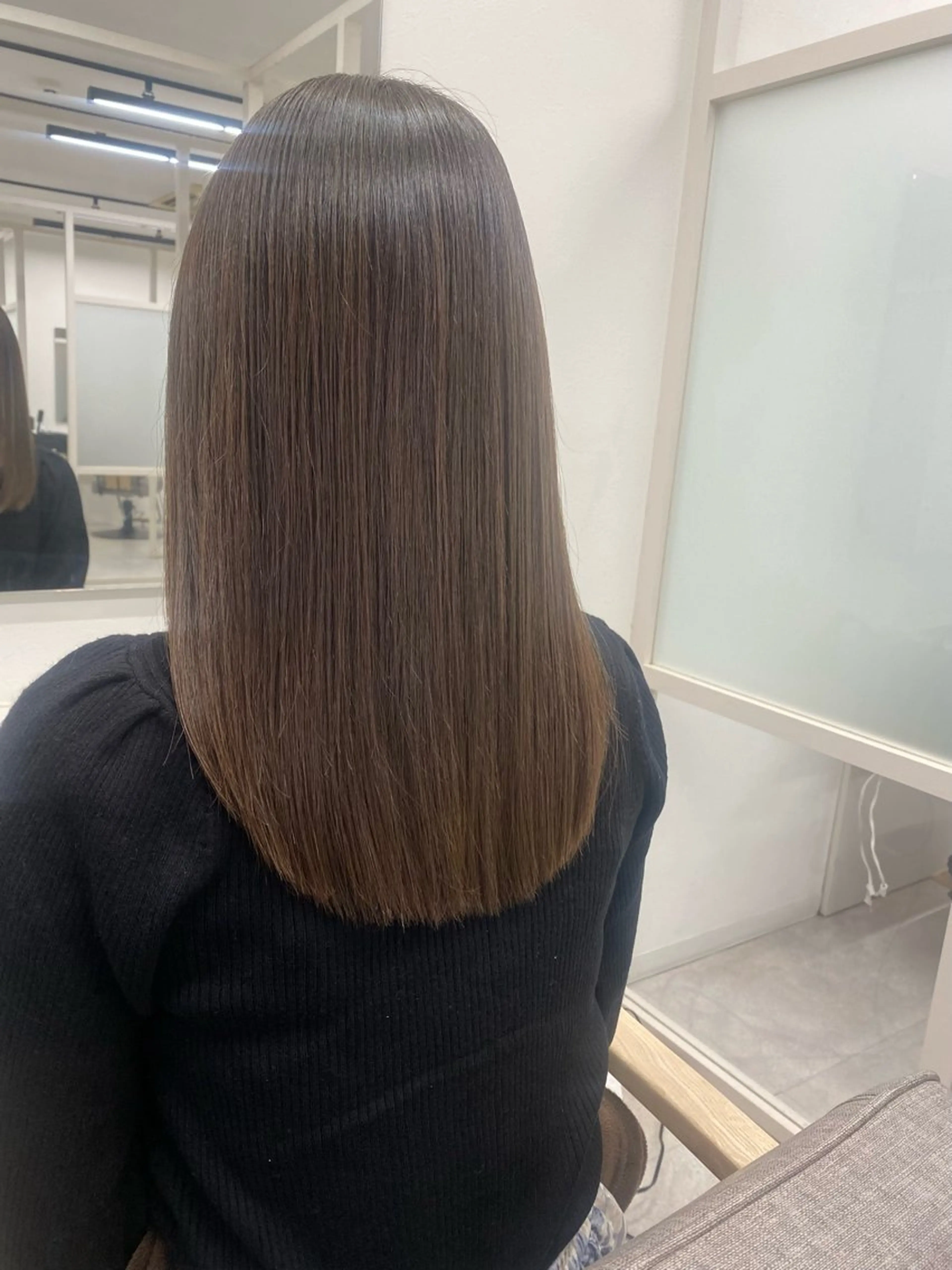 セミロング トリートメント 透明感カラー/ FRAME天王寺✨のヘアスタイル