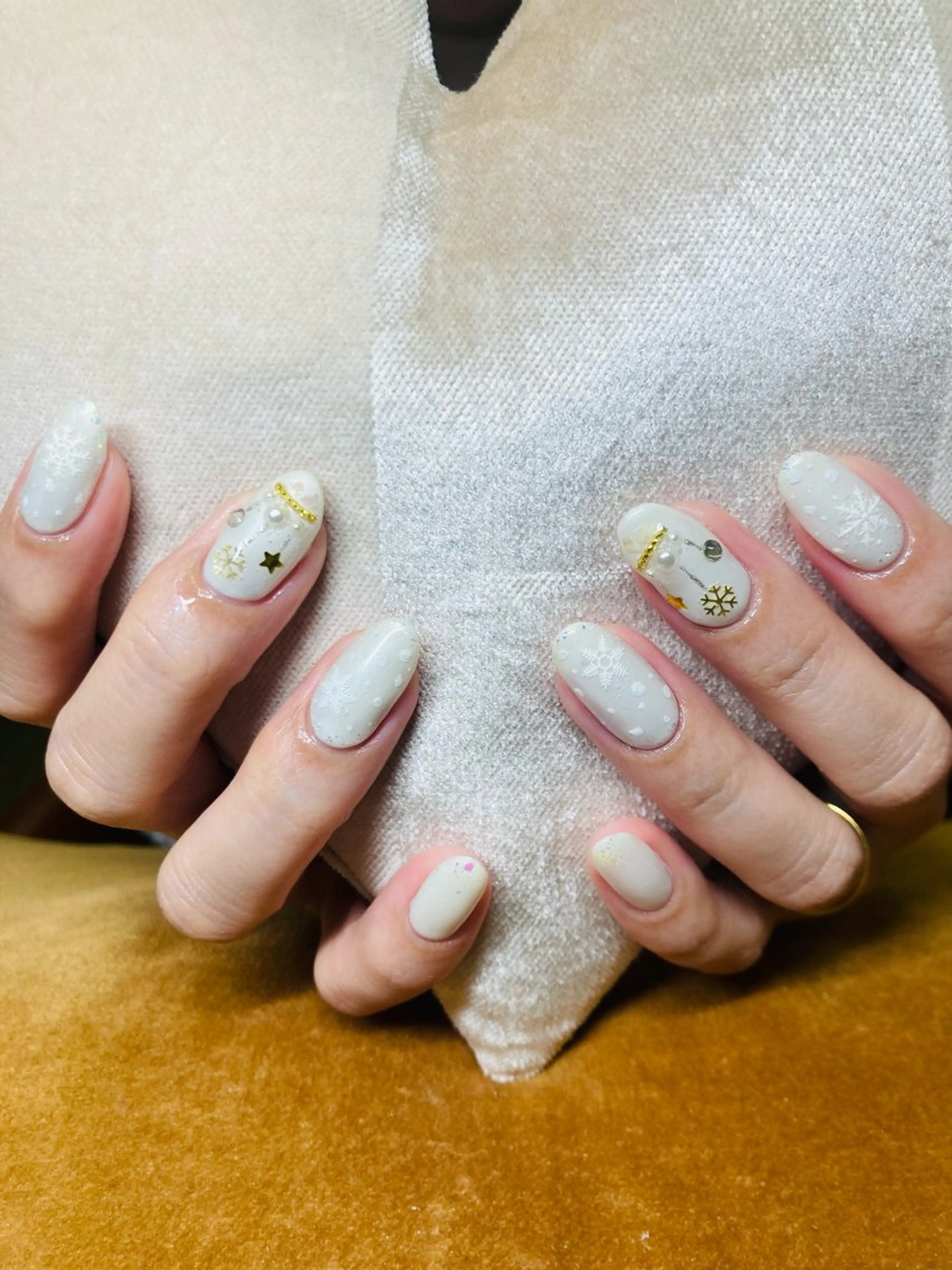 ネイル 寺山 千鶴のネイルデザイン