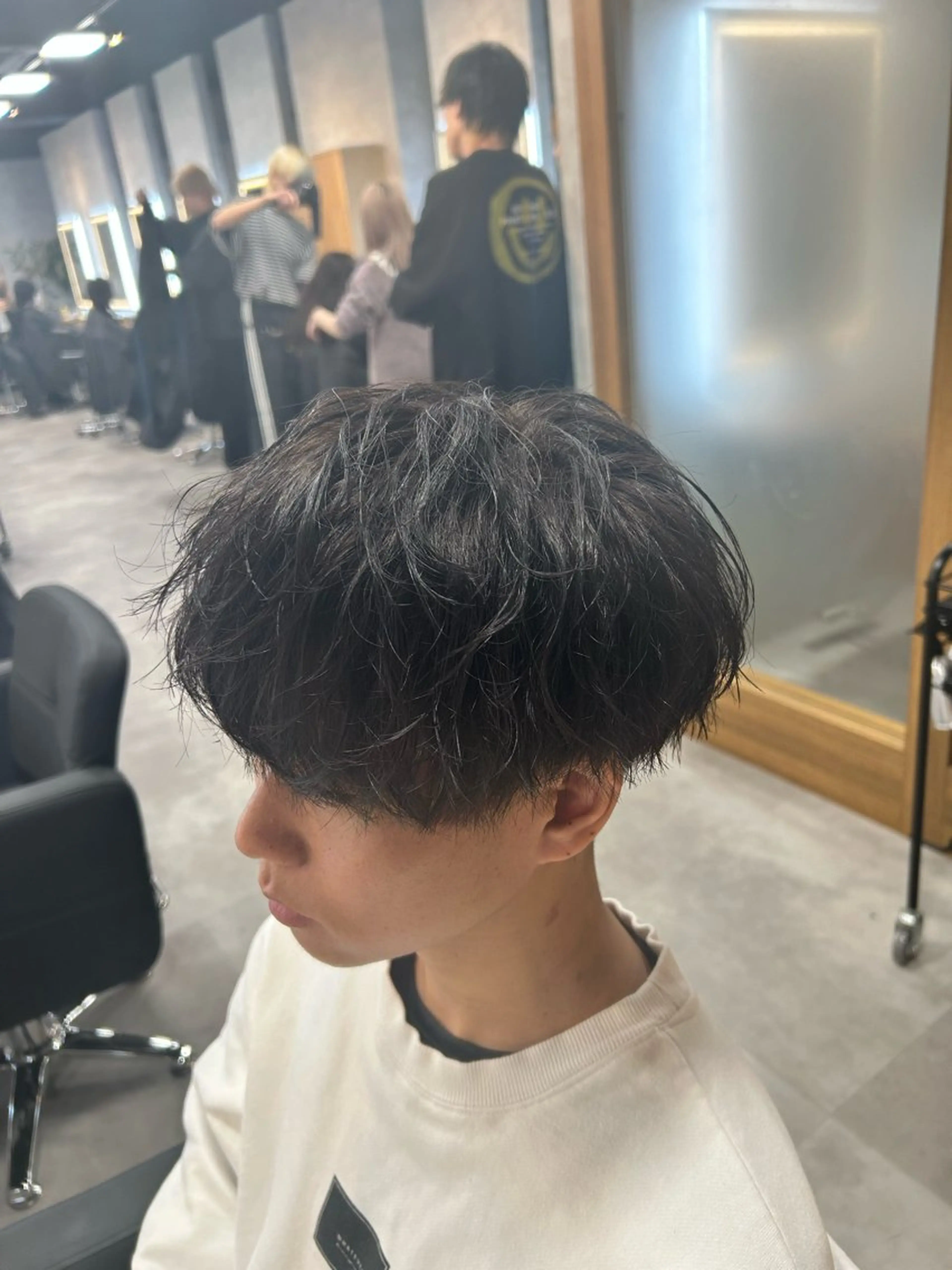 ショート カラー パーマ メンズ ヘアカラー メンズ特化 👑YUTAのヘアスタイル