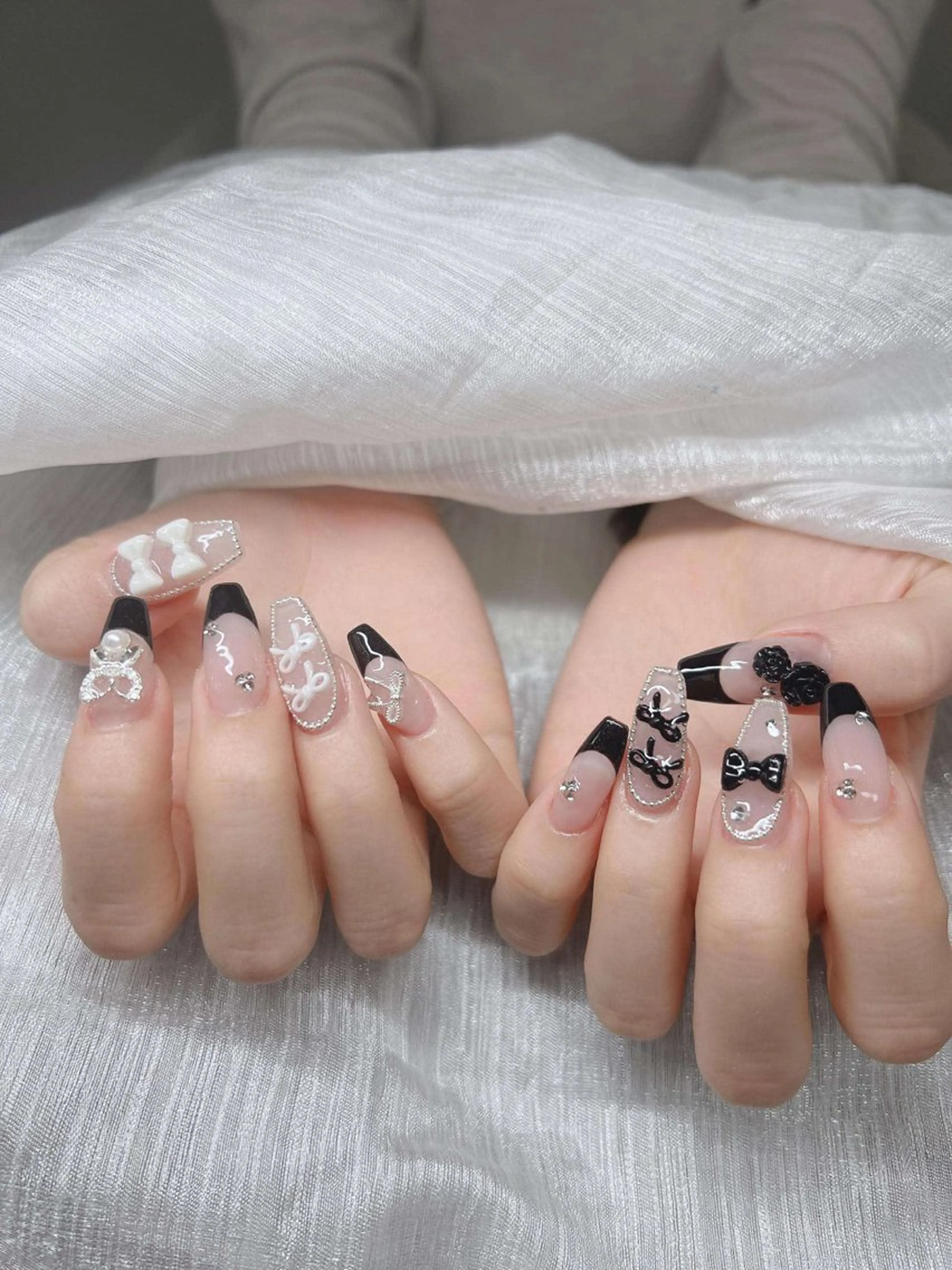 ネイル 長さ出し グラデーション キラキラネイル マグネットネイル ニュアンスネイル ハンドネイル Lee Nails チップ長さだし専門店のネイルデザイン