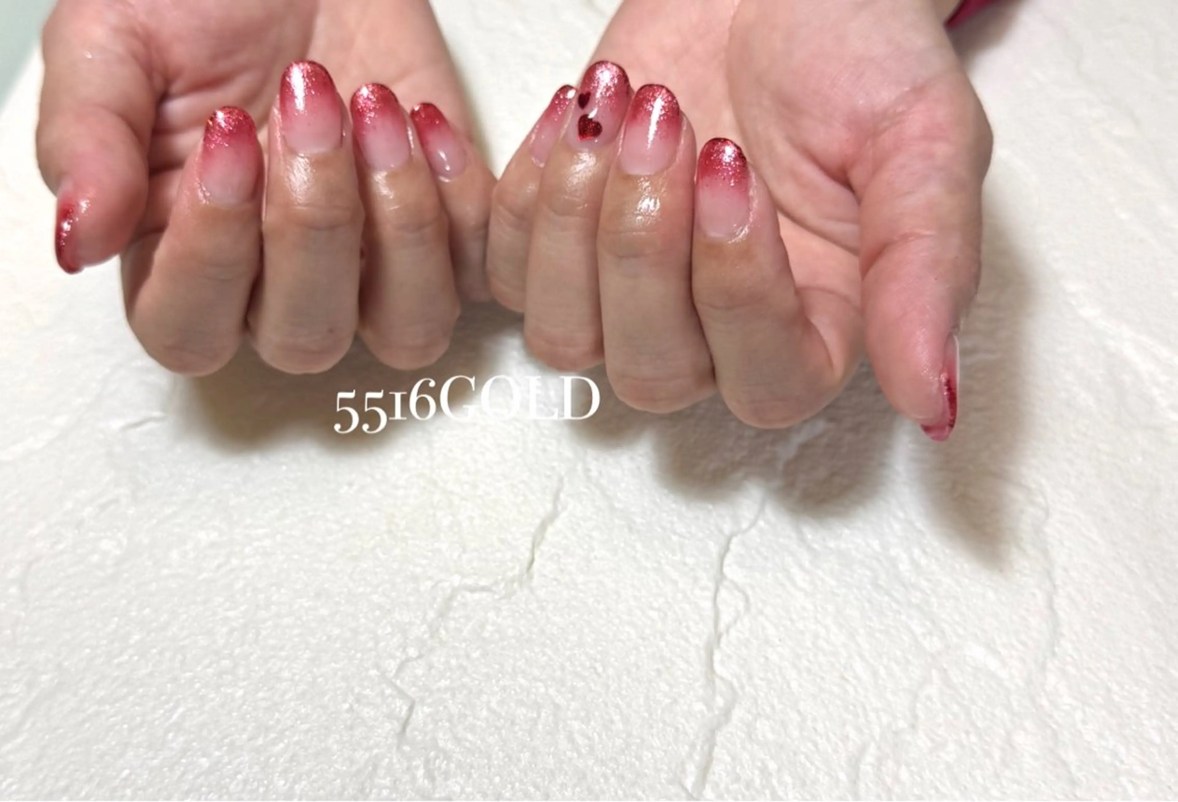 ネイル ラメ(グリッター) ラメグラデーション 赤色 バレンタイン 💎5516 MACHIKOのネイルデザイン