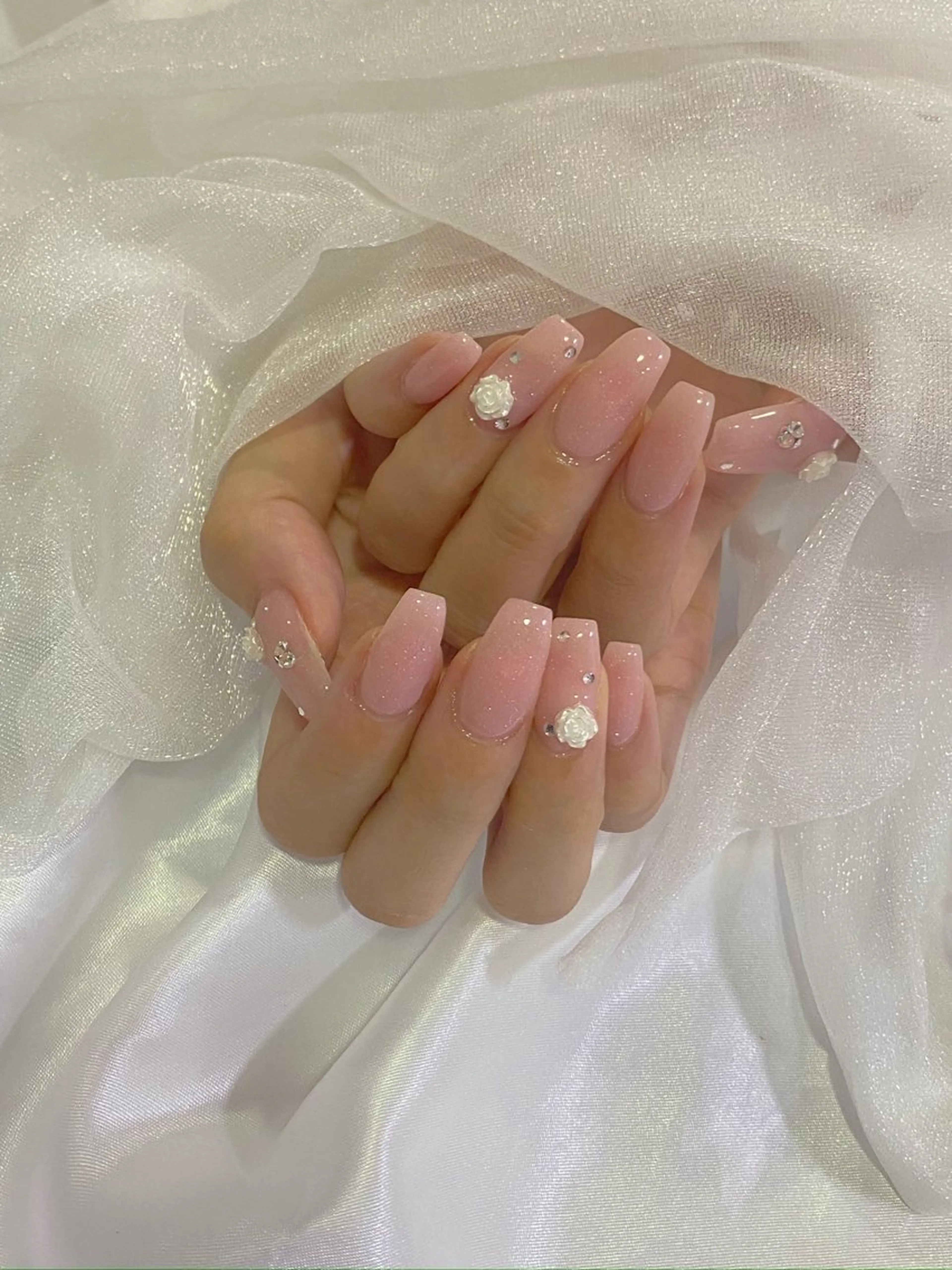 ネイル ハンドネイル Lim nail🤍 Ayaのネイルデザイン