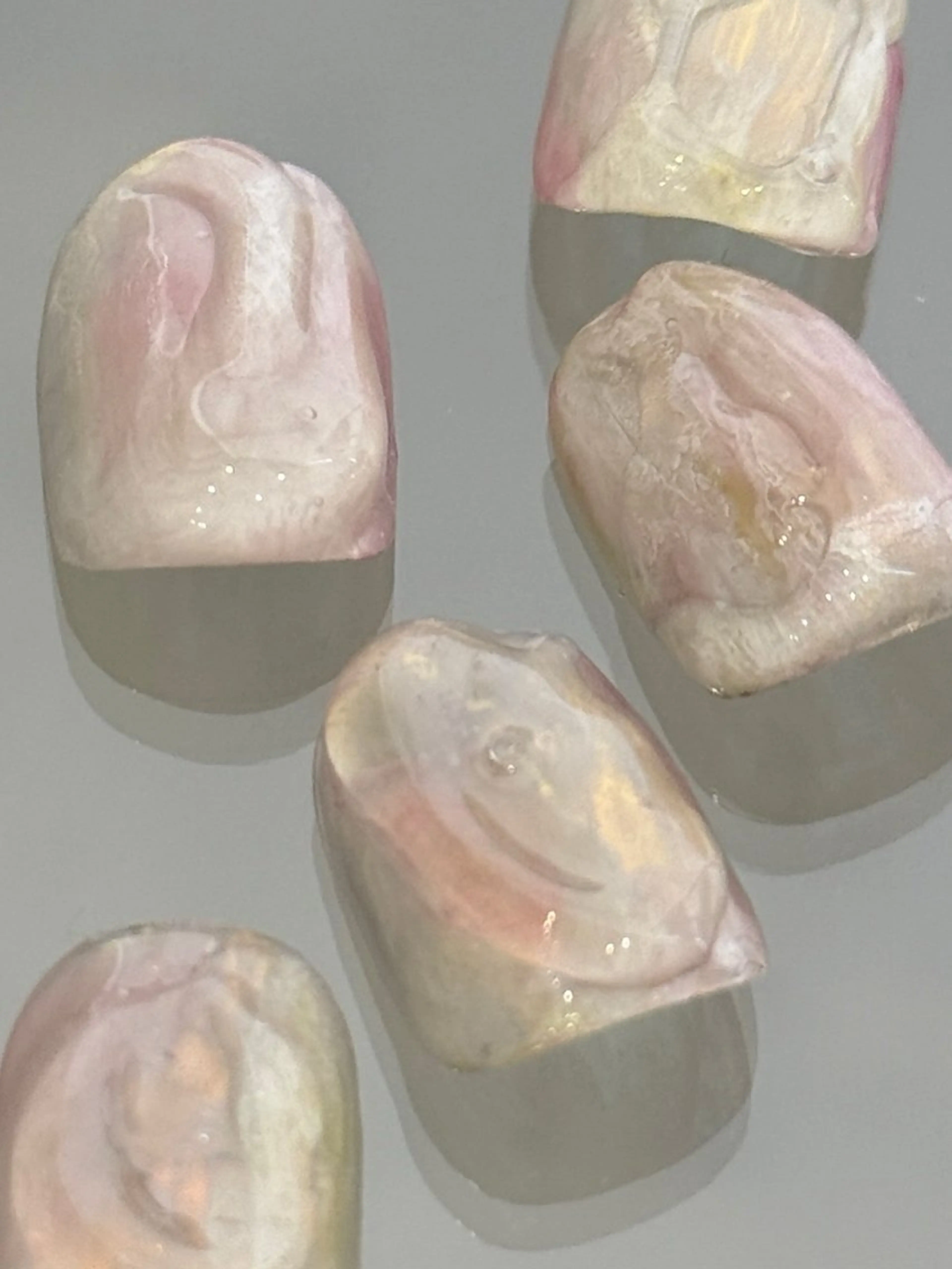 ネイル LETTER_&所属・LETTER_& MINAのネイルデザイン