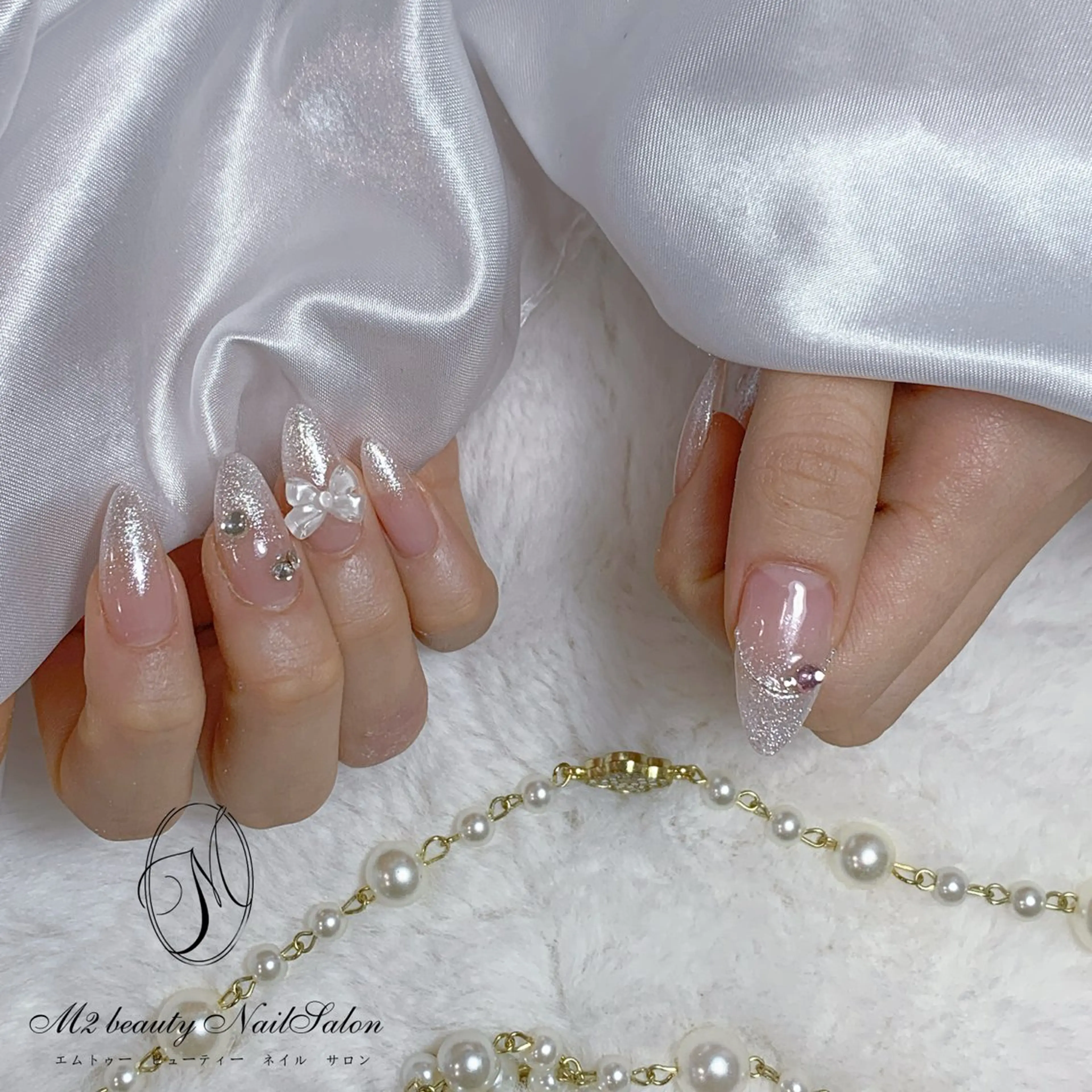 ネイル アートネイル フラッシュネイル フレンチネイル ガラスフレンチ グラデーション ハンドネイル M2 BEAUTY アユミのネイルデザイン