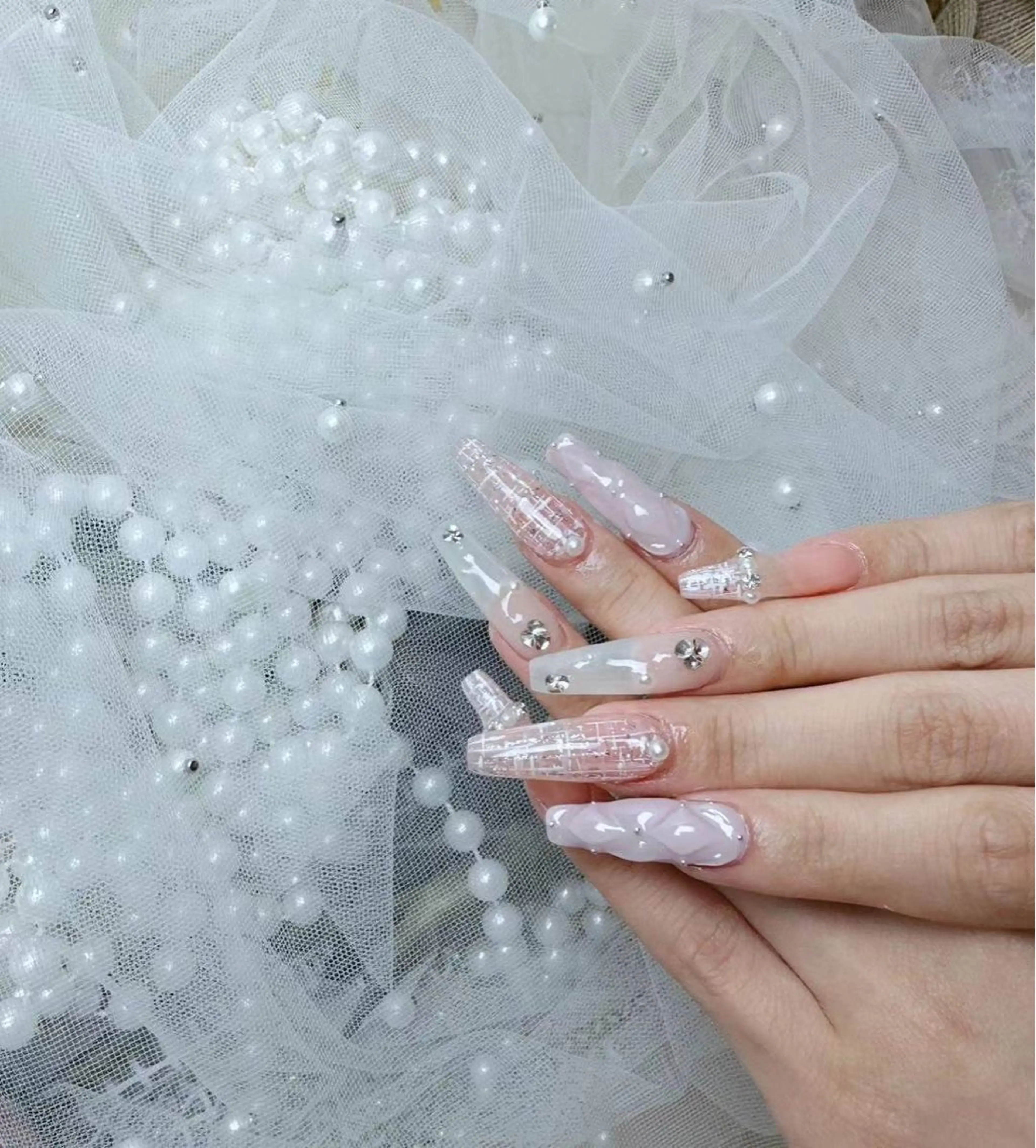 ネイル アートネイル フラワーネイル フットネイル ジェルネイル キラキラネイル Babarla Nailのネイルデザイン