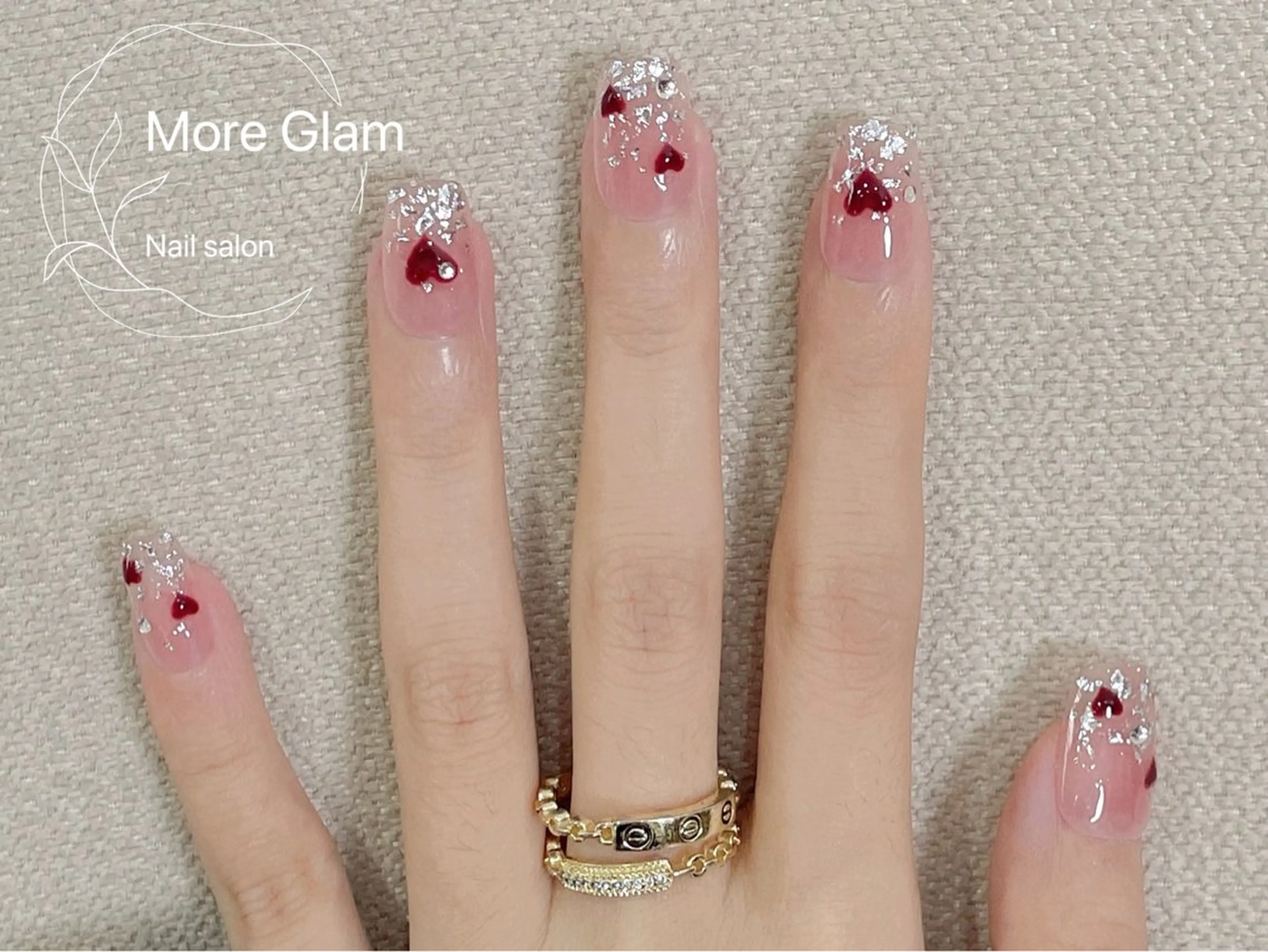 ネイル アートネイル オーロラネイル カジュアル クリアネイル 長さ出し MoreGlam 新宿東口店のネイルデザイン