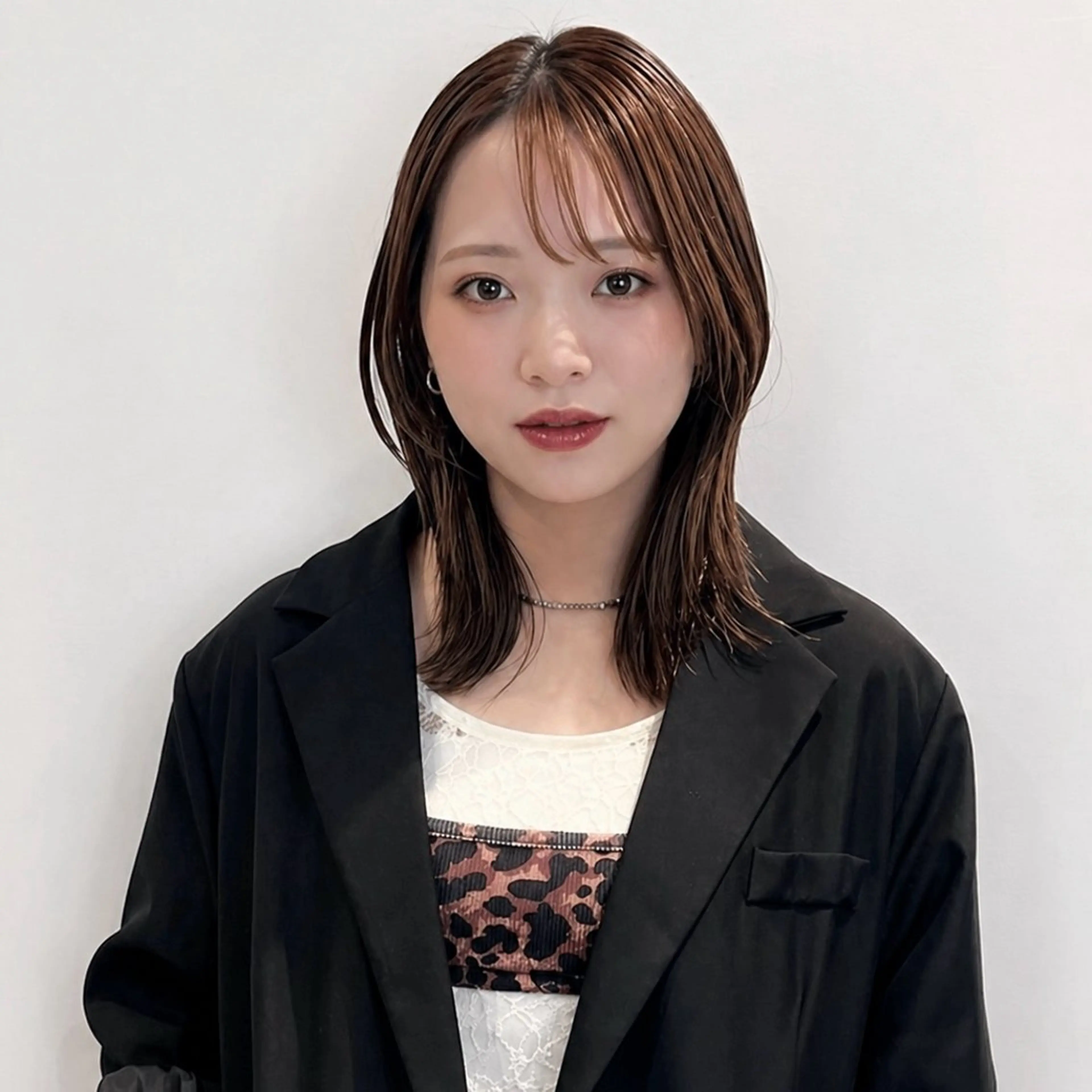 ミディアム なかがきはな/ボブ/ レイヤー/パーマのヘアスタイル