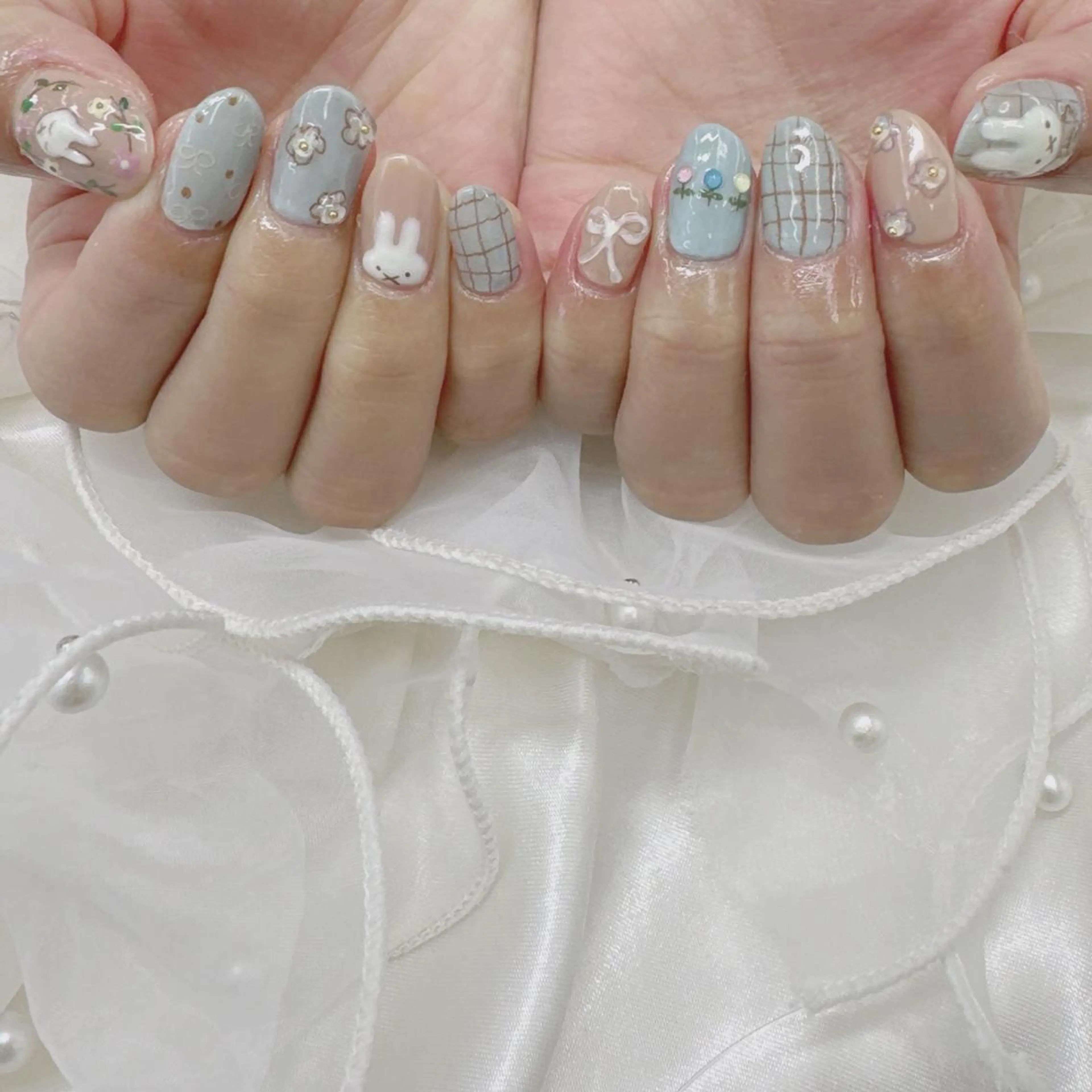 ネイル Nail salon Honey Beeのネイルデザイン
