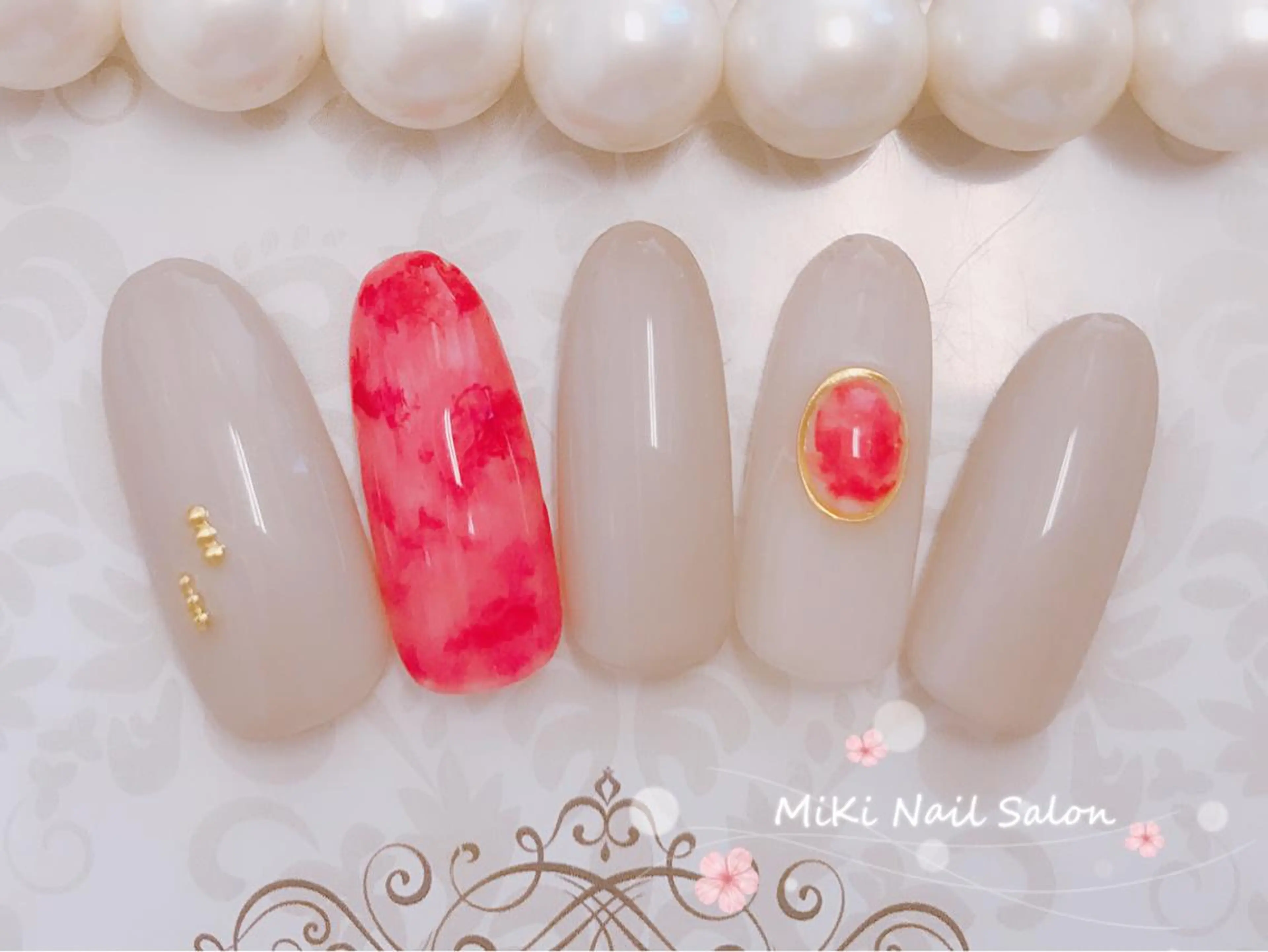 ネイル MiKi Nai池袋 長さだし得意のネイルデザイン