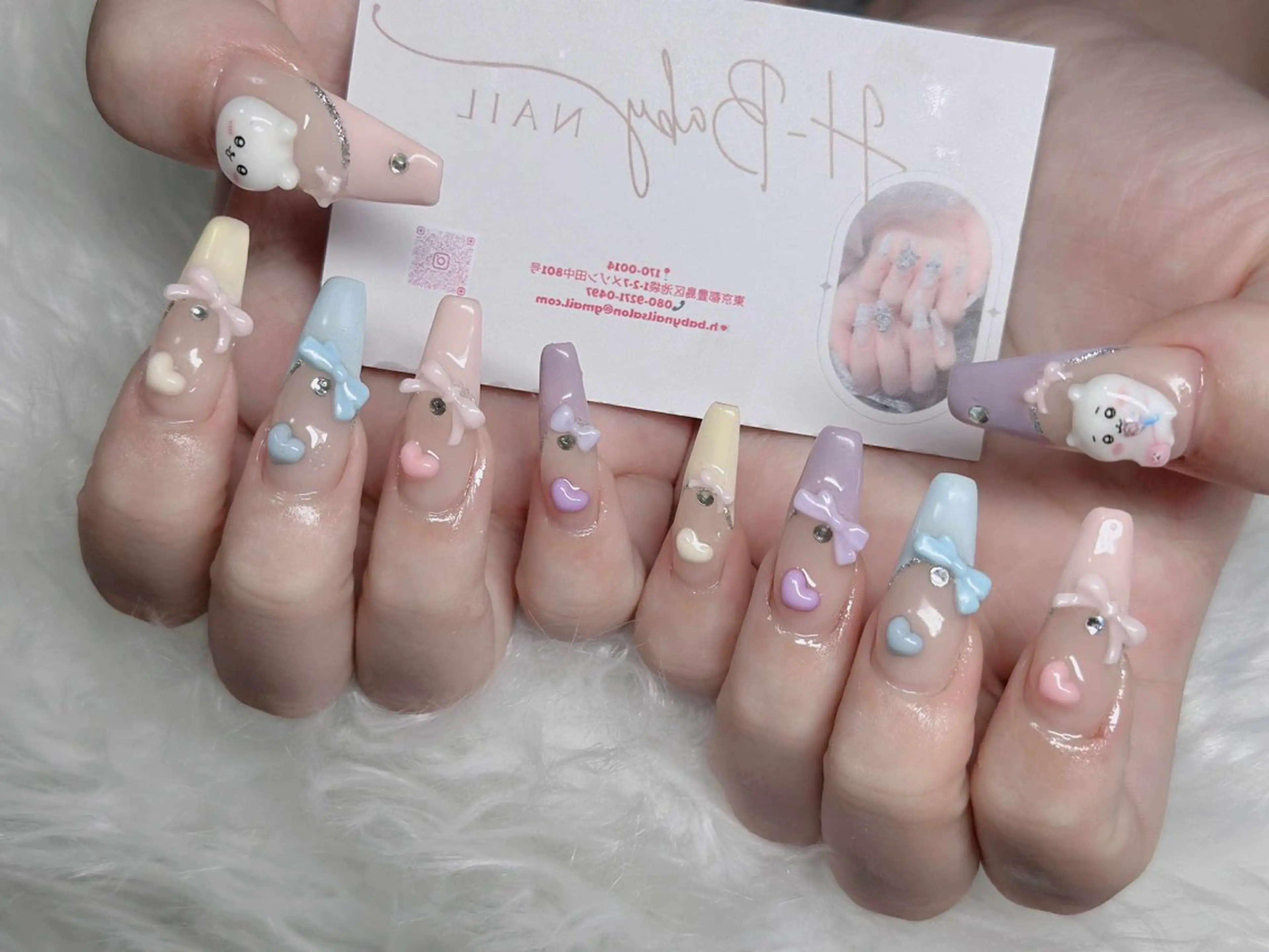 ネイル オーロラネイル フレンチネイル ジェルネイル ハロウィン キラキラネイル H.baby Nail Salonのネイルデザイン