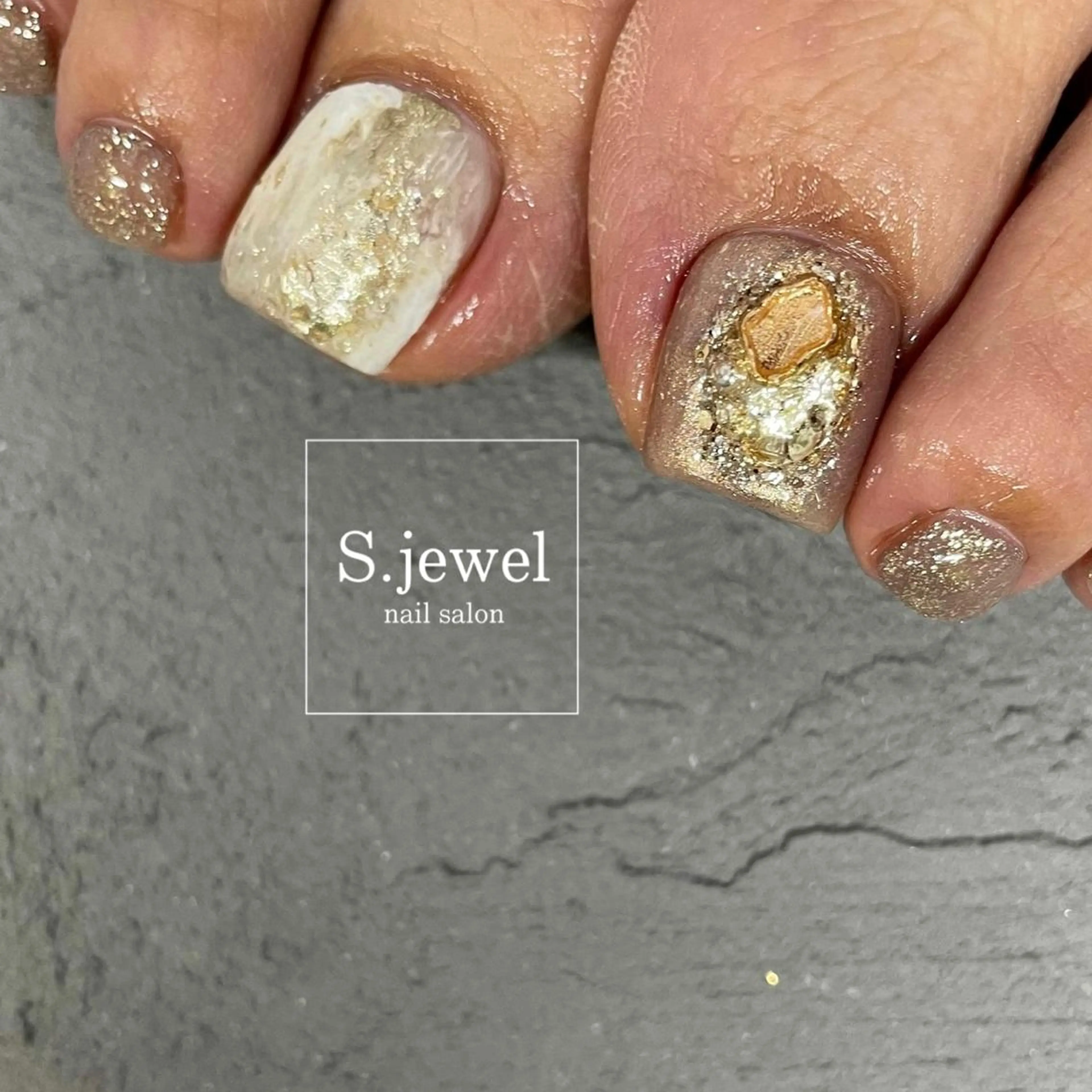 ネイル S. JEWELのネイルデザイン
