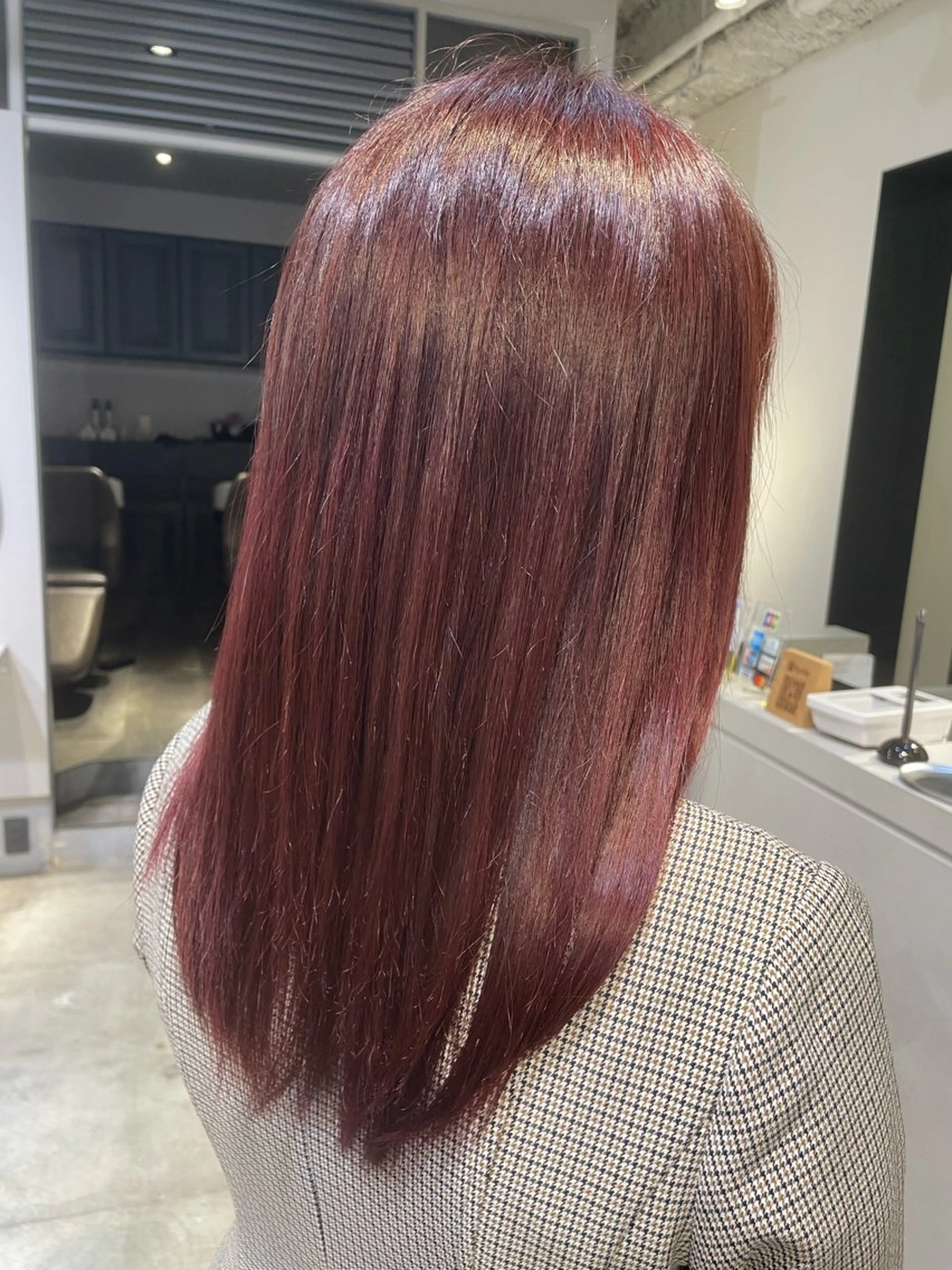 カラー ブリーチ ブリーチなしカラー ピンクカラー 骨格診断カット ひより FILMSのヘアスタイル