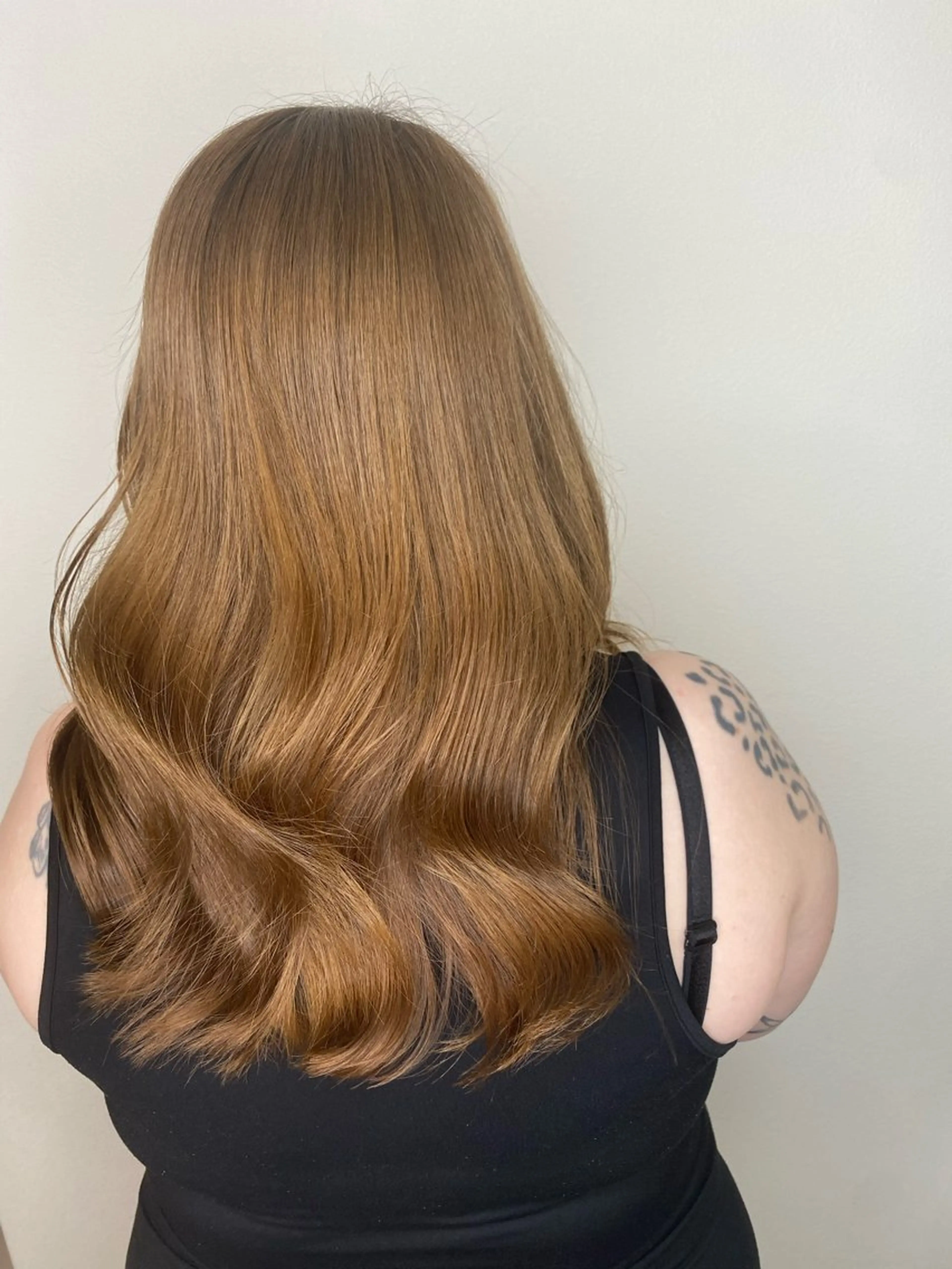 ロング カラー ベージュカラー カット ヘアカラー トリートメント Hiroshi ヒロシのヘアスタイル