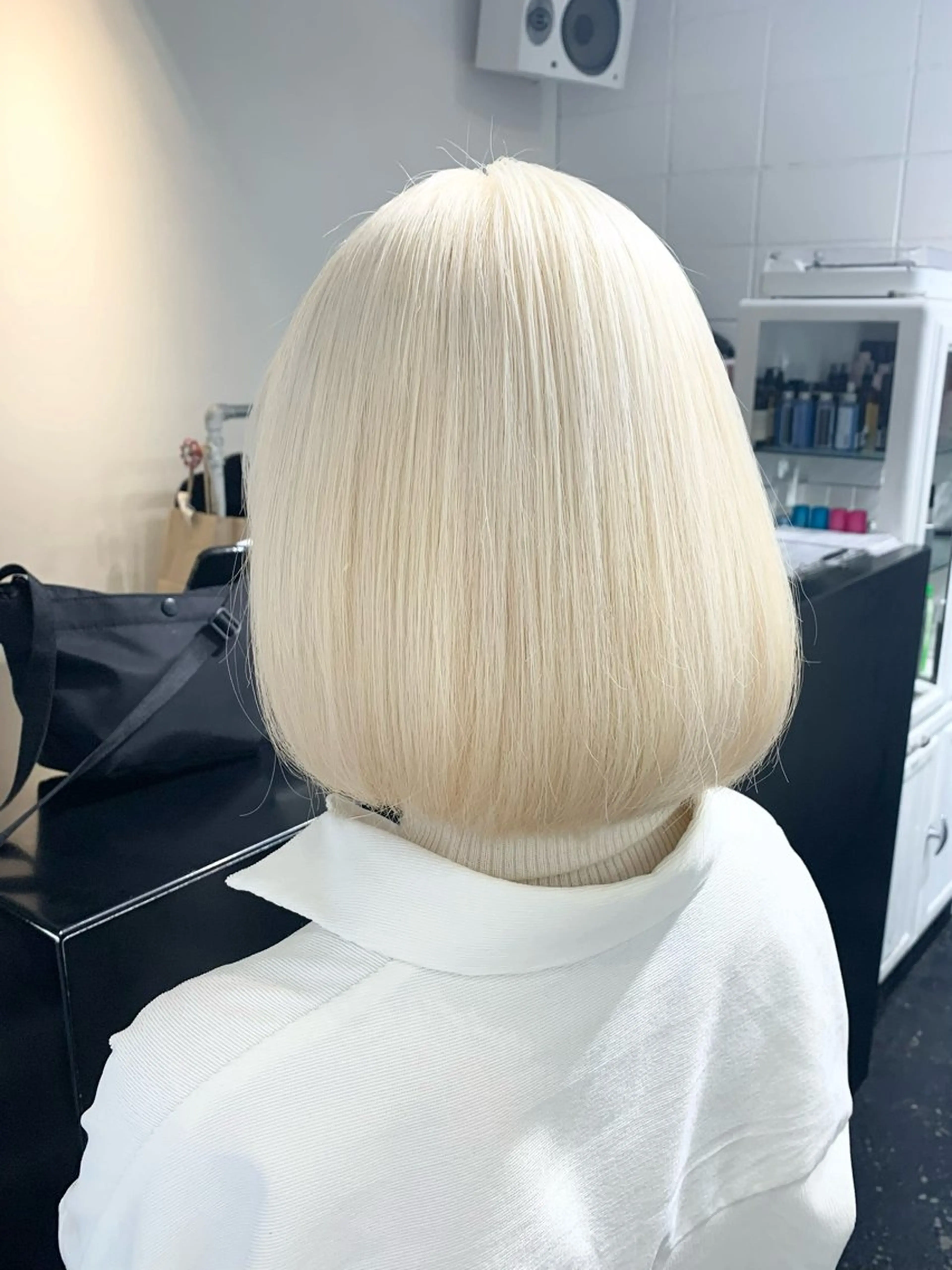 ミディアム カラー アッシュ ベージュカラー ブリーチ ケアブリーチ ダブルカラー カット ヘアカラー トリートメント ブリーチ　ハイトーン 特化🌈フジタハルキのヘアスタイル