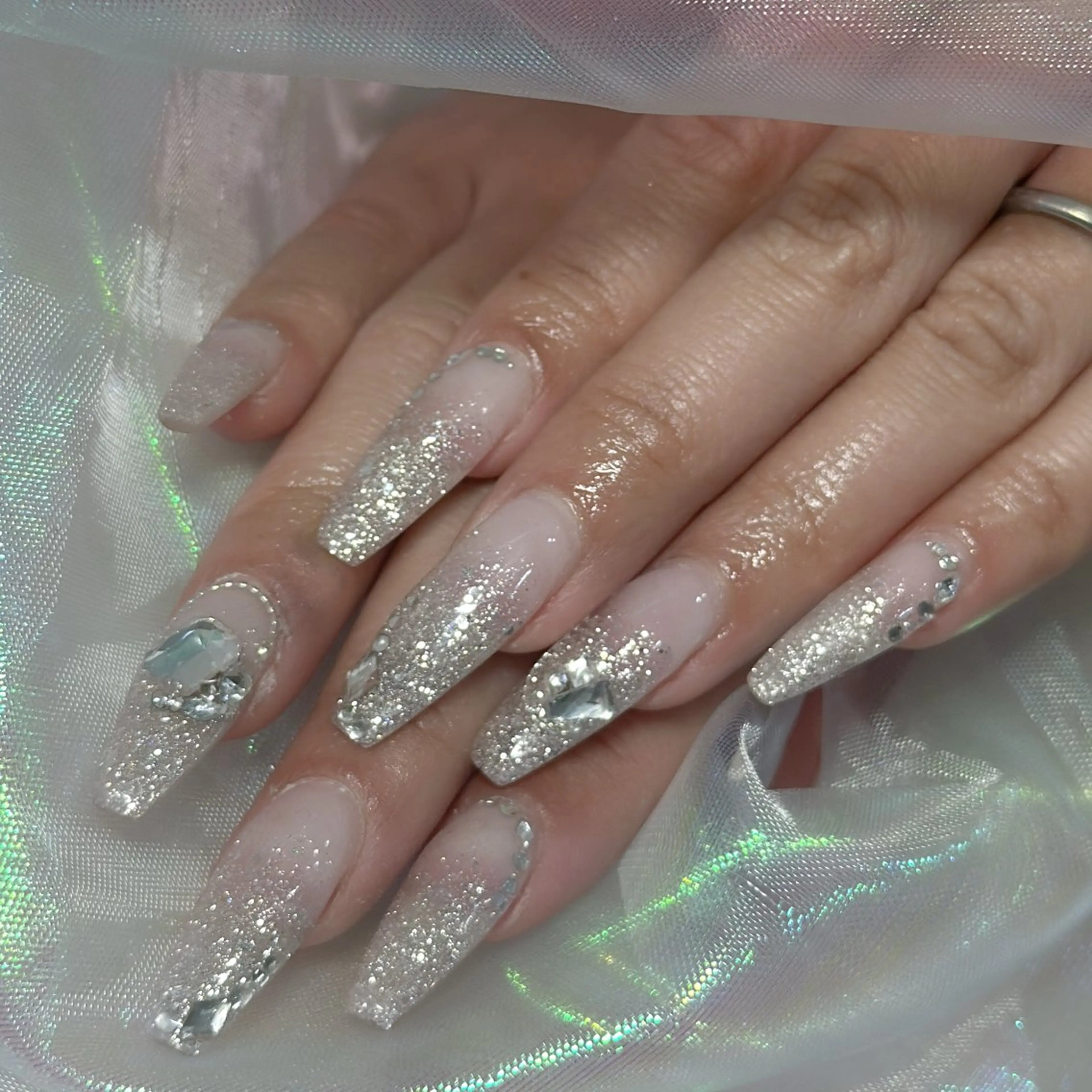 ネイル ハンドネイル フットネイル LAVISH nanamiのネイルデザイン