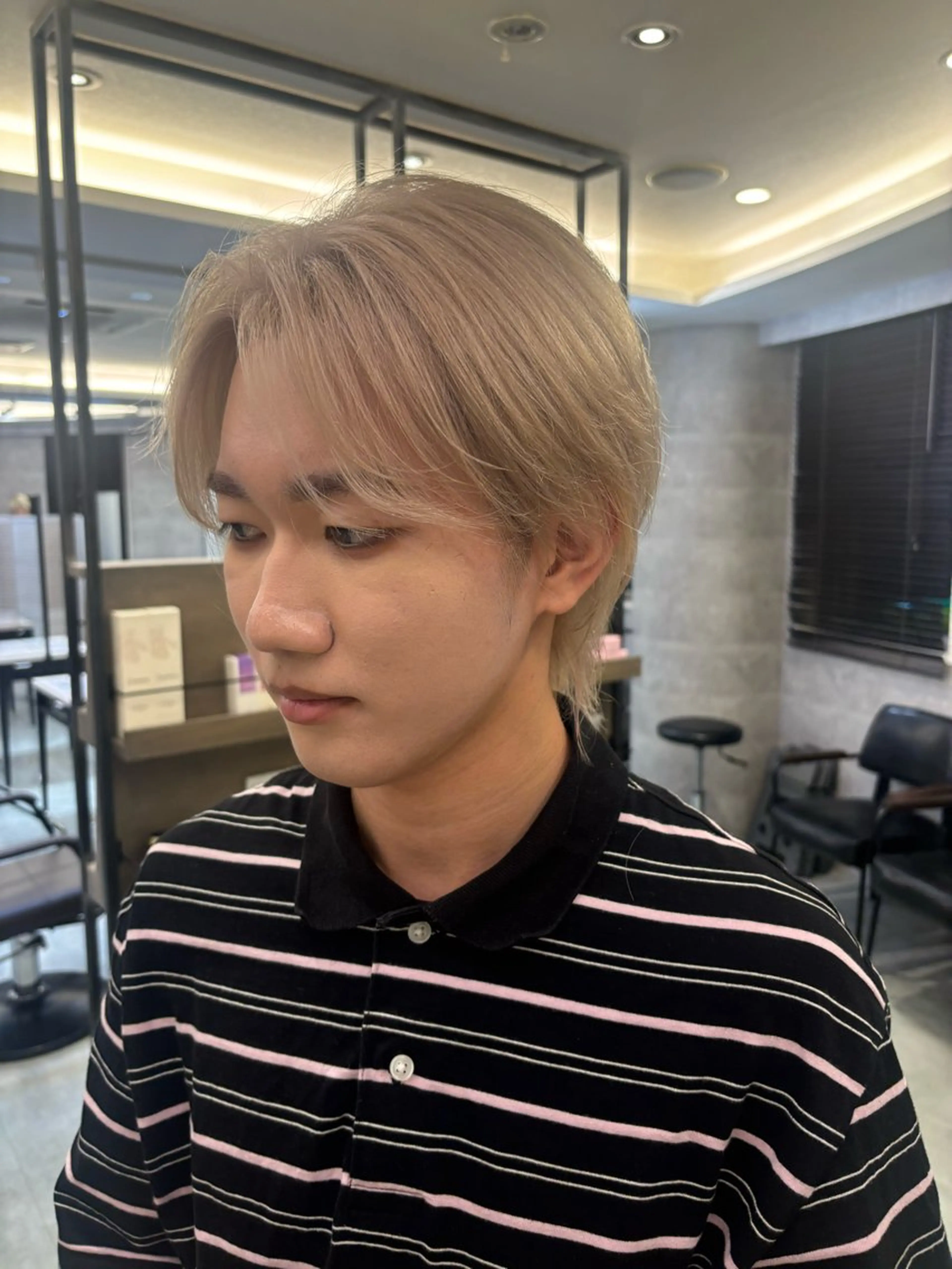 カラー メンズ ヘアカラー 韓国ハイトーンカラー kana♡のヘアスタイル