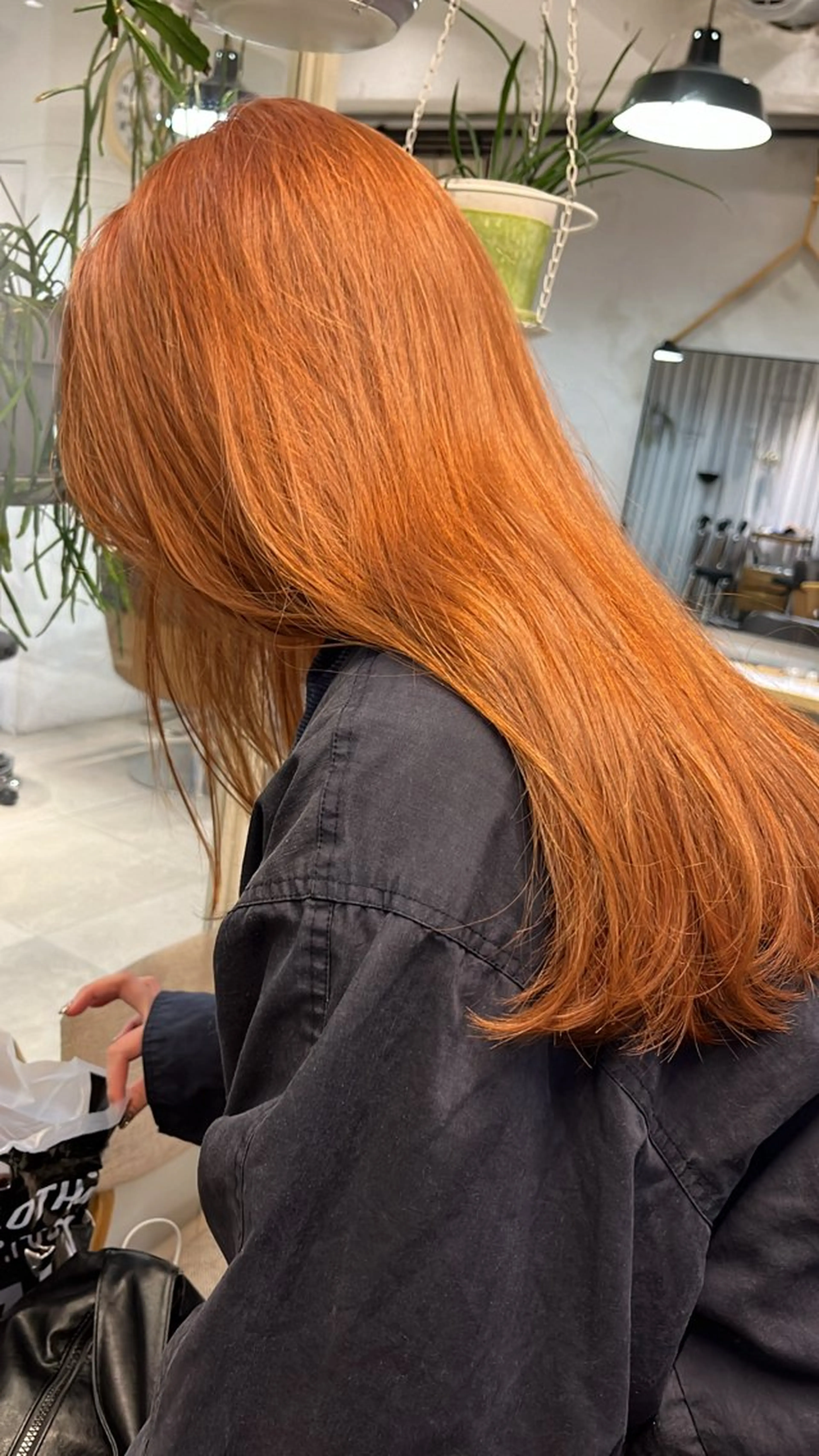 ロング カラー ブリーチ ダブルカラー オレンジ 赤み消しカラー/ ナチュラル/トモキのヘアスタイル