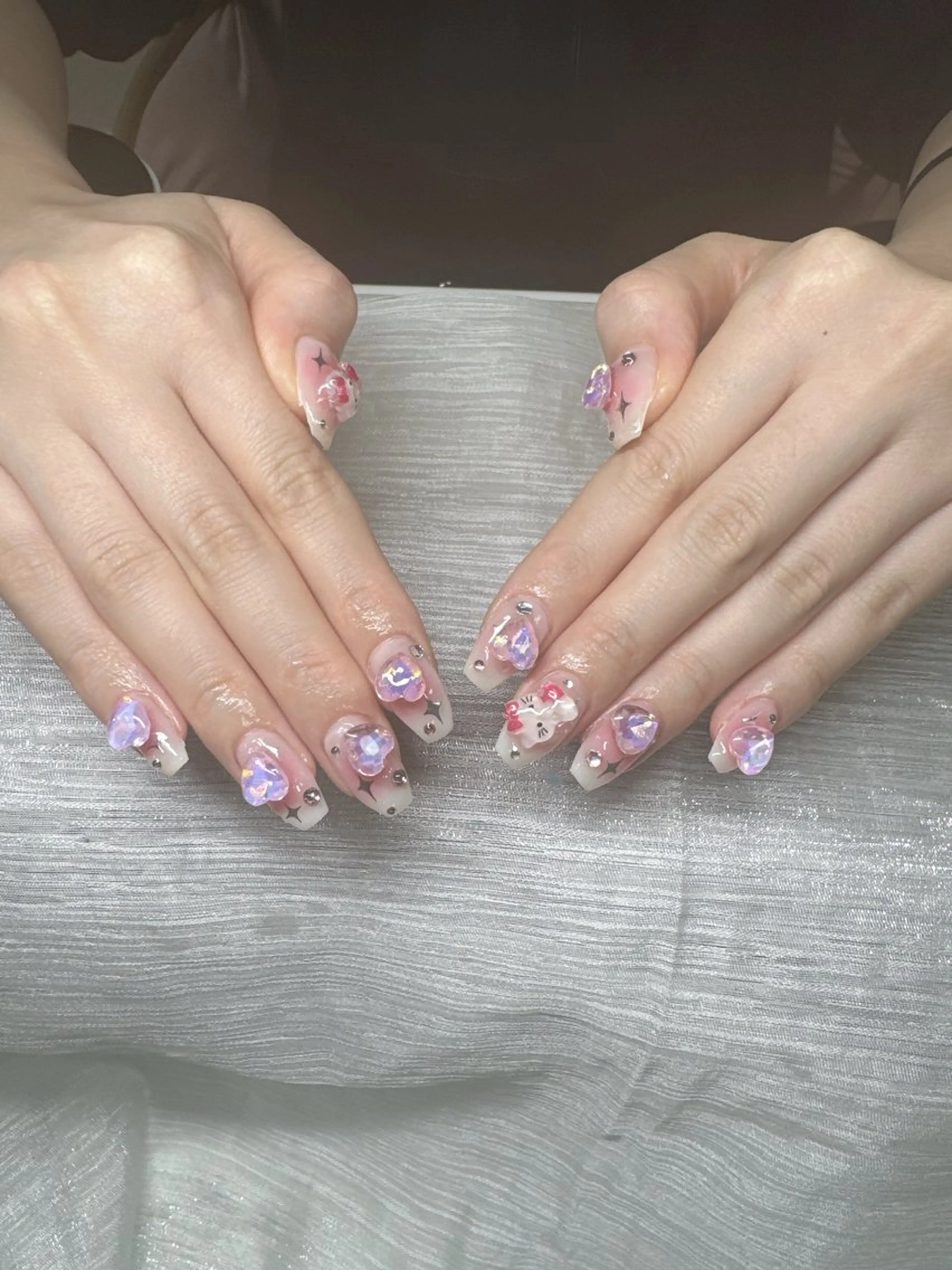 ネイル オーロラネイル チークネイル 長さ出し フットネイル フレンチネイル ハンドネイル Lee Ainのネイルデザイン