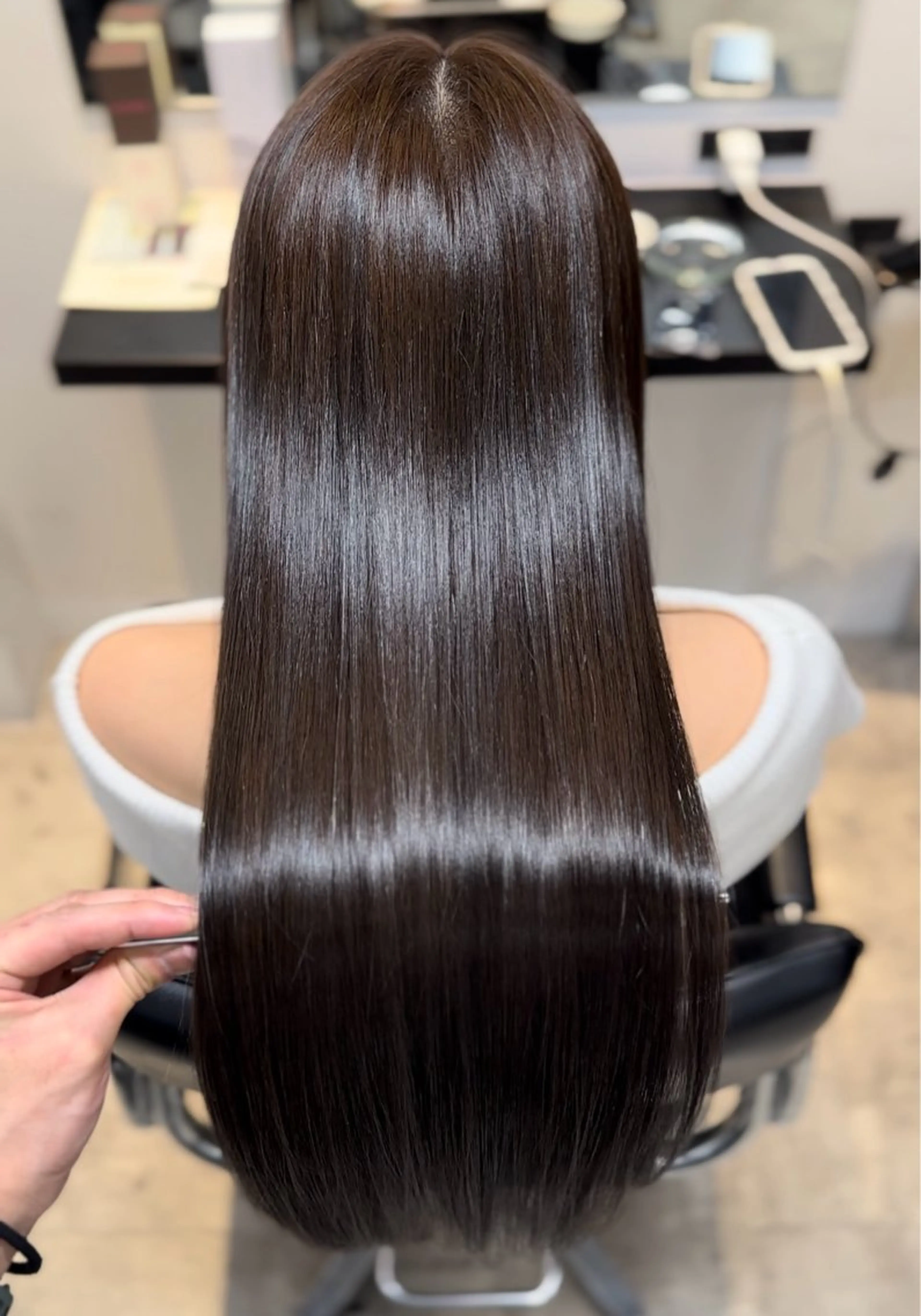 ロング 髪質改善 トリートメント カット ヘアカラー トリートメント ツヤ髪 ／髪質改善 松岡将太郎のヘアスタイル