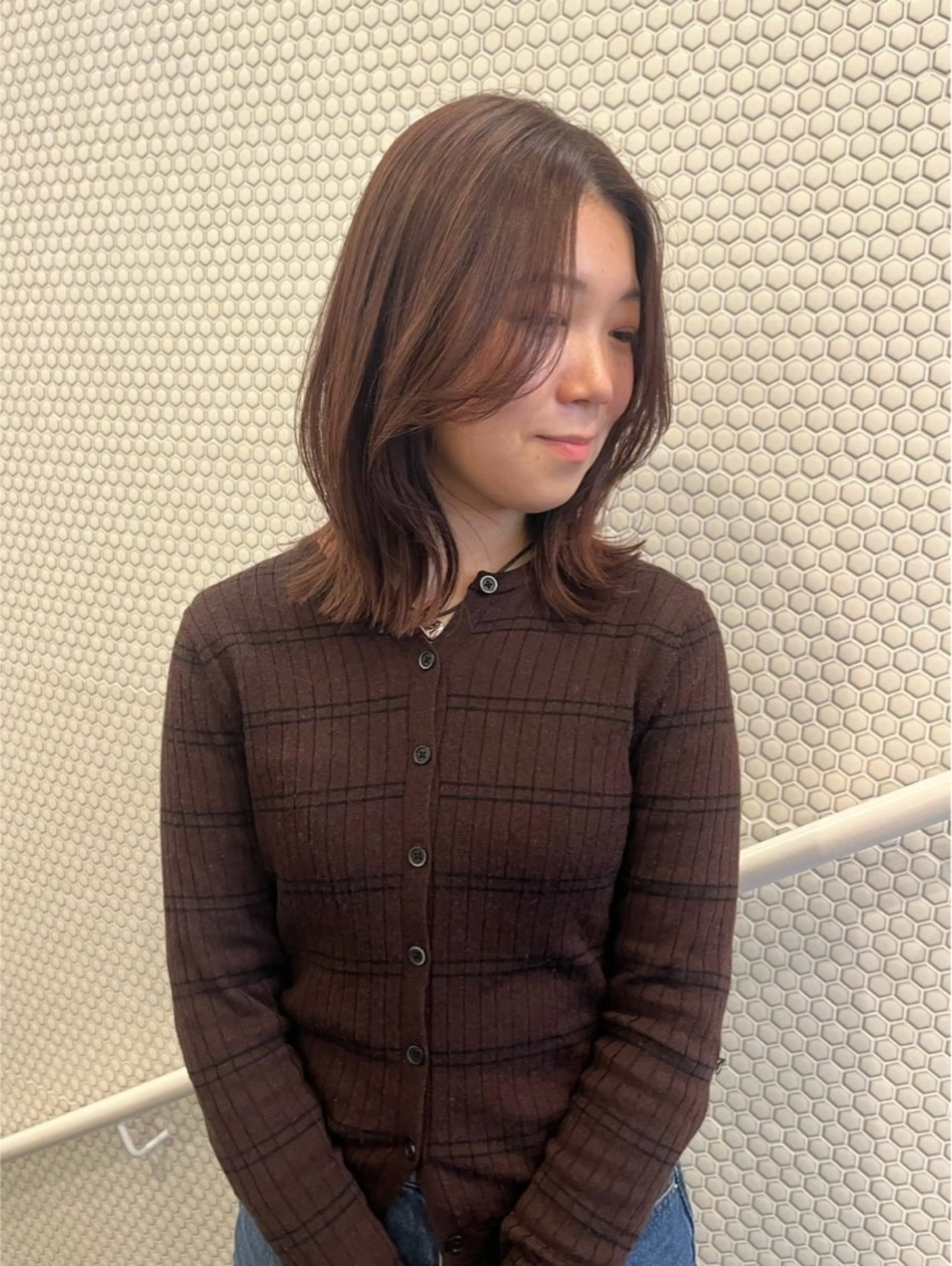 ミディアム カラー 髪質改善 レイヤーカット トリートメント 酸性ストレート カット ヘアカラー トリートメント 髪質改善/レイヤー/ ボブ/磯野史歩のヘアスタイル