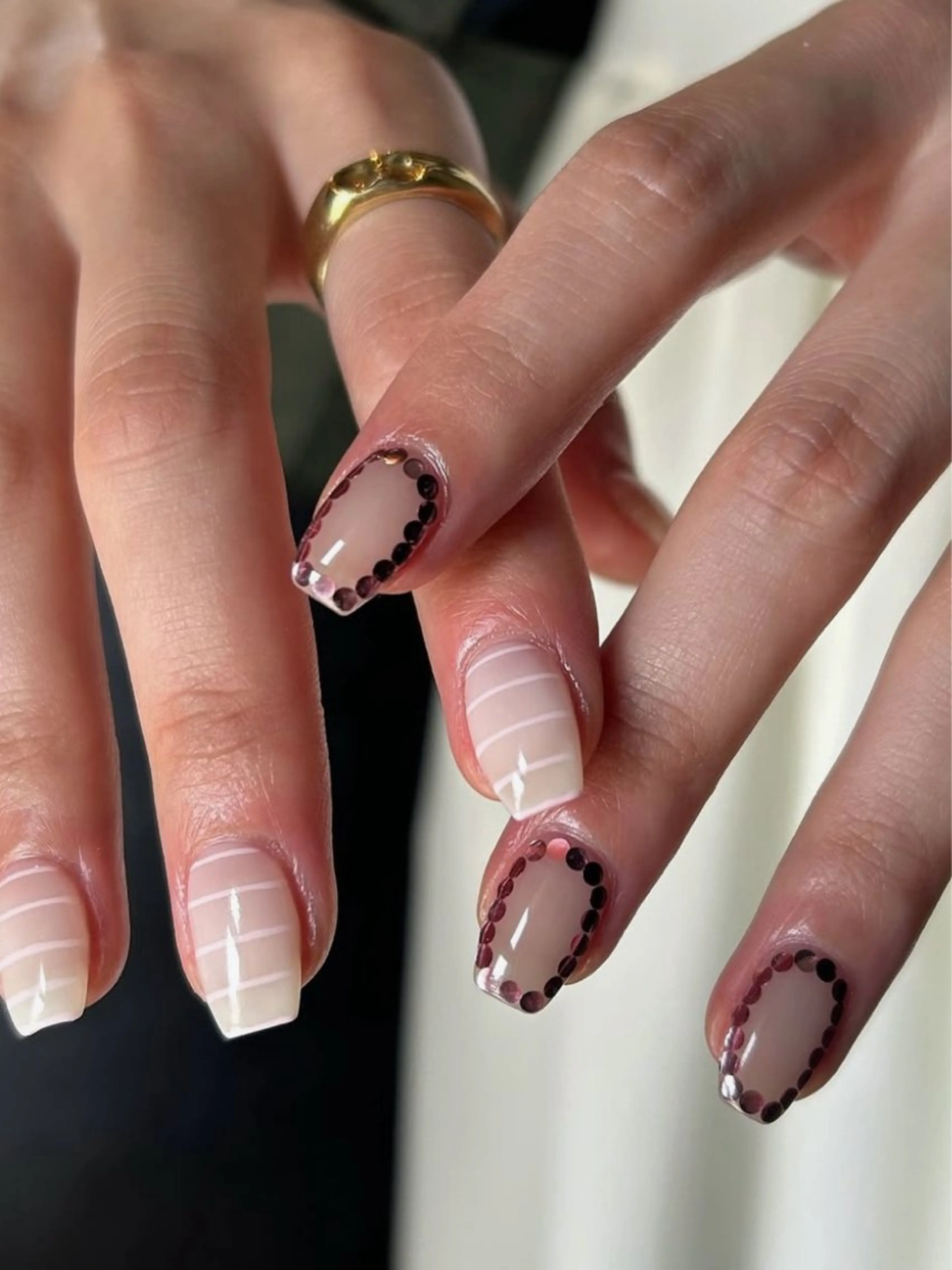 ネイル アートネイル 韓国ネイル ニュアンスネイル ぷっくりネイル talo .のネイルデザイン