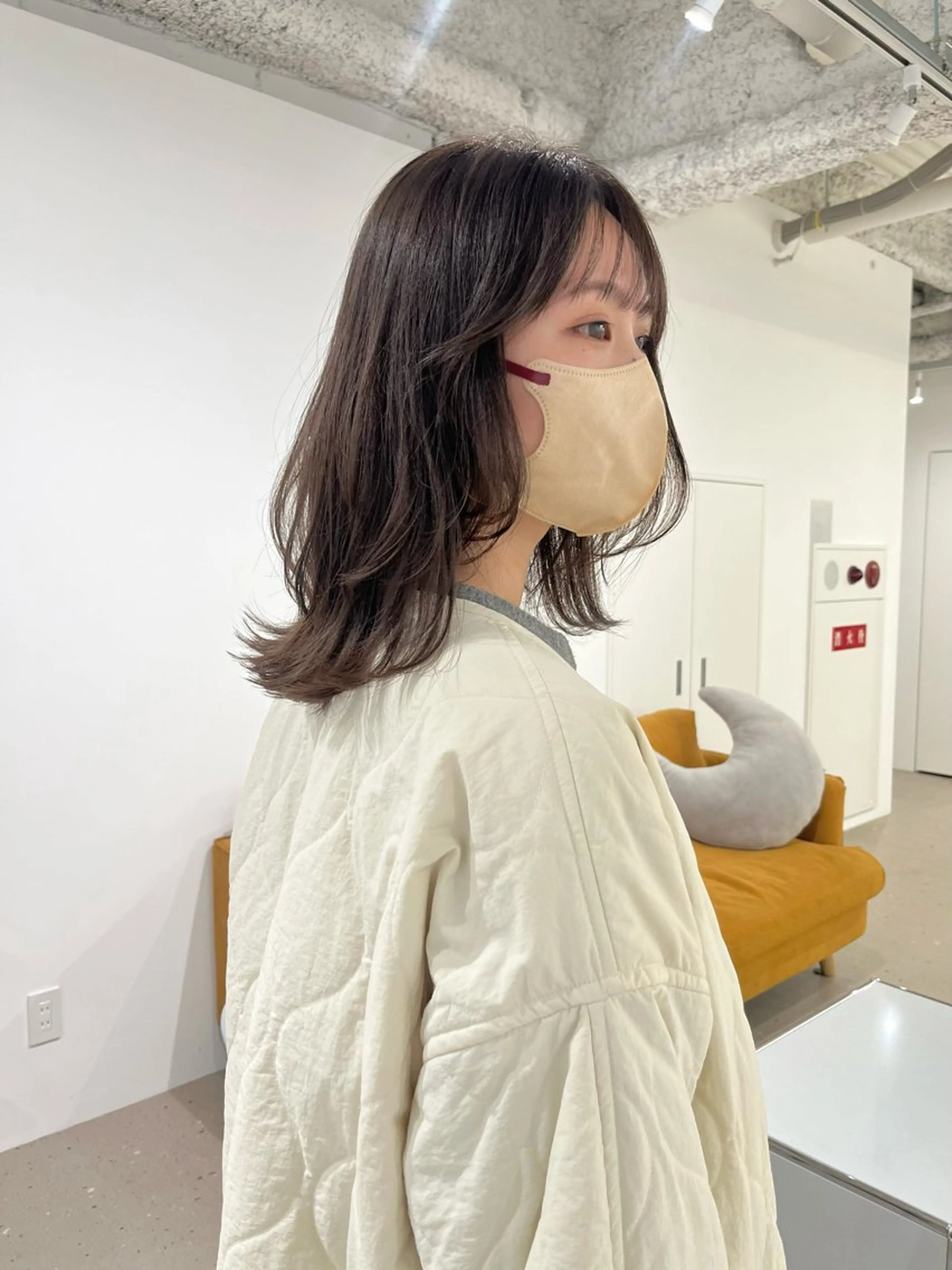 ミディアム くびれヘア くびれレイヤー レイヤーカット 箱崎 凪沙のヘアスタイル