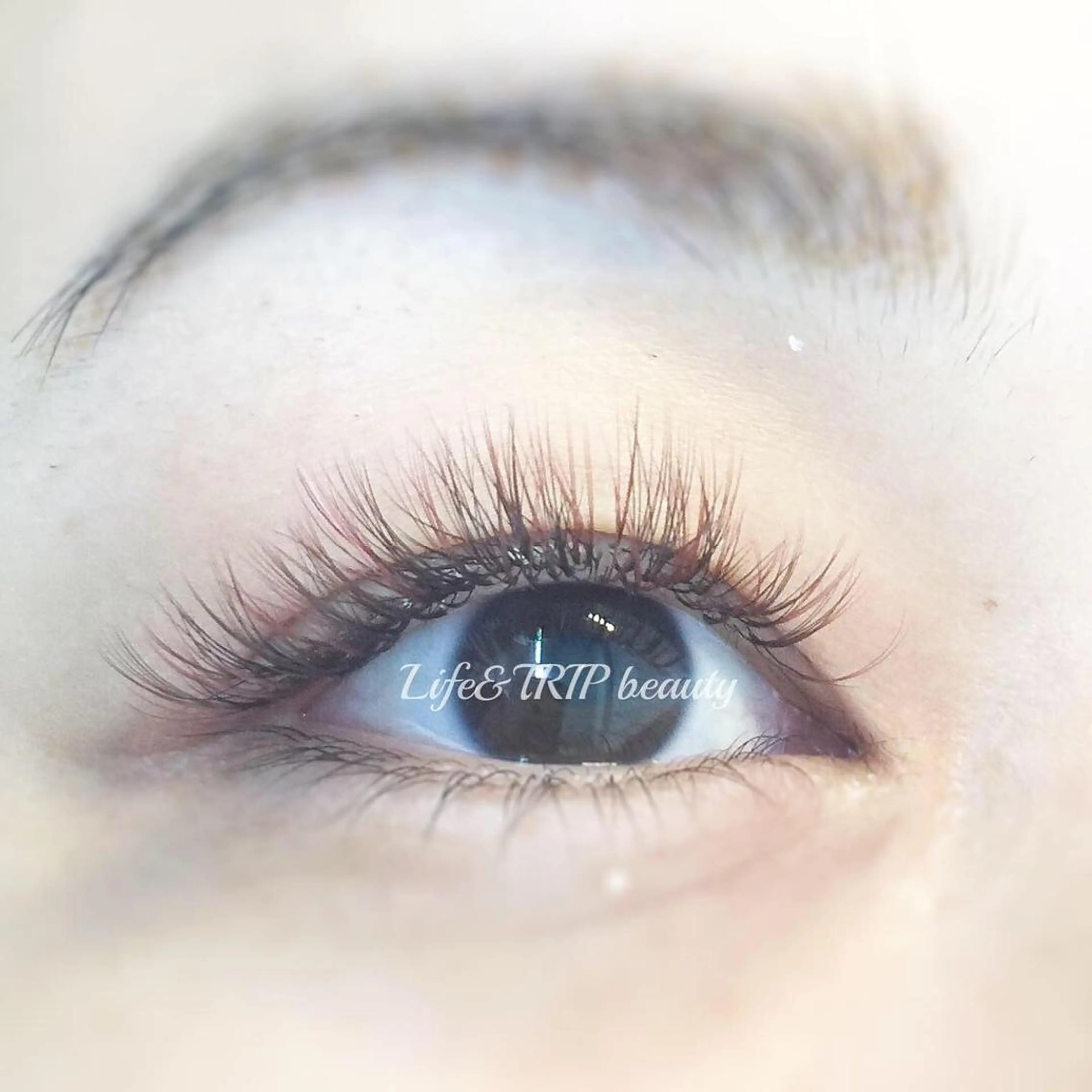 マツエク・マツパ カラーマツエク マツエク Life&TRIP beauty所属・Life&TRIP beautyのマツエク・マツパデザイン